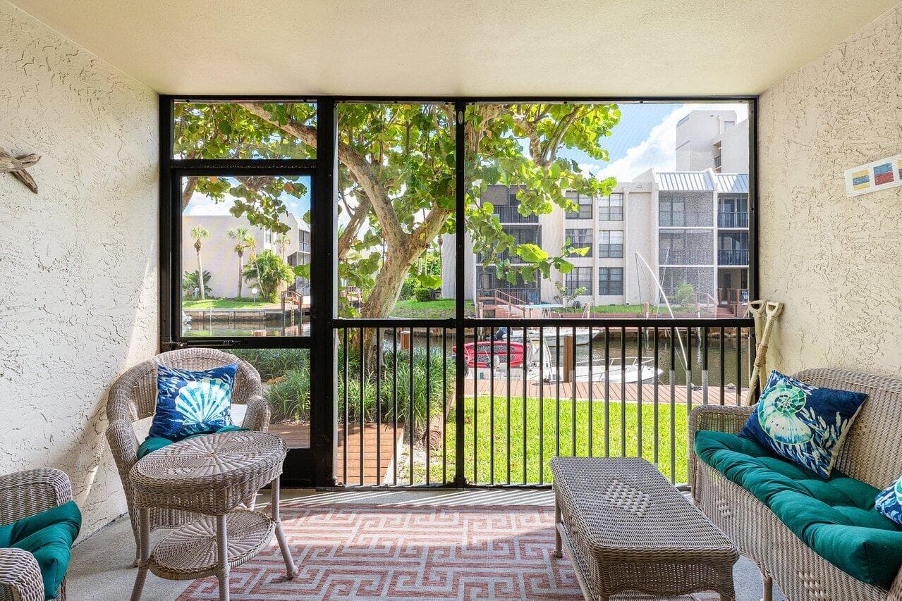 17 Royal Palm Way 105, Boca Raton, FL 33432 — photo 21 of 47