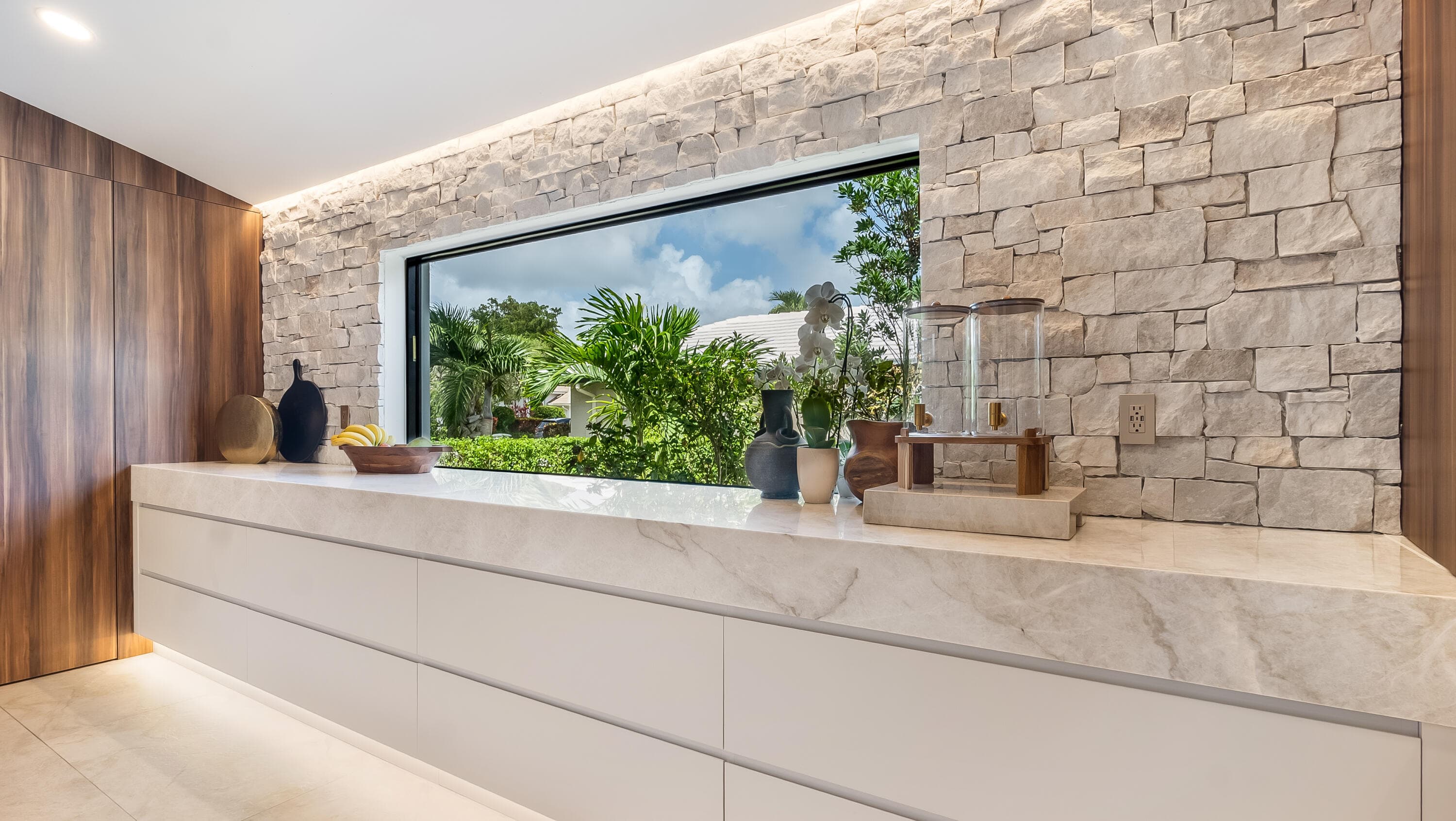 10290 Silver Lake Drive, Boca Raton, FL 33428 — photo 10 of 106