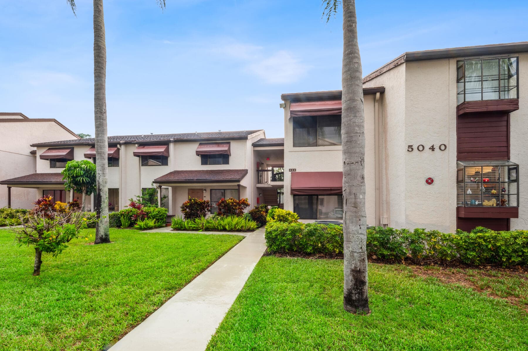 5040 Rose Hill Drive 204, Boynton Beach, FL 33437 — photo 1 of 10