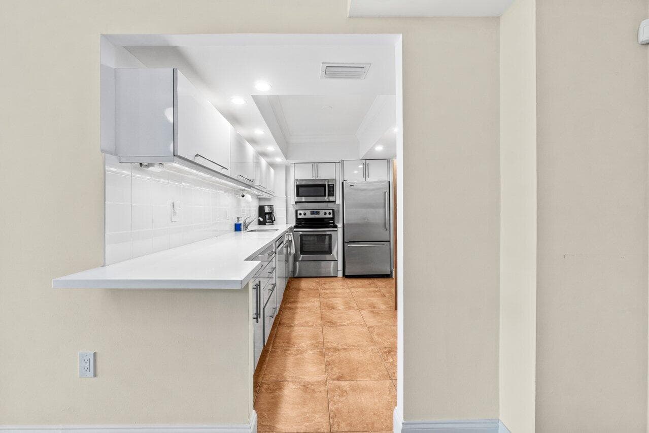 3450 S Ocean Boulevard 5150, Palm Beach, FL 33480 — photo 13 of 43