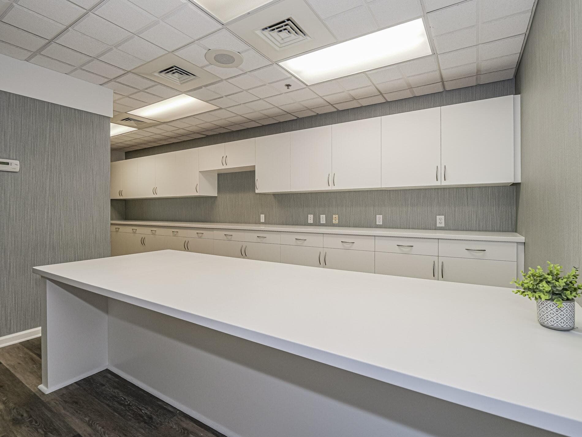 3755 7th Terrace Suite R, Vero Beach, FL 32960 — photo 15 of 16