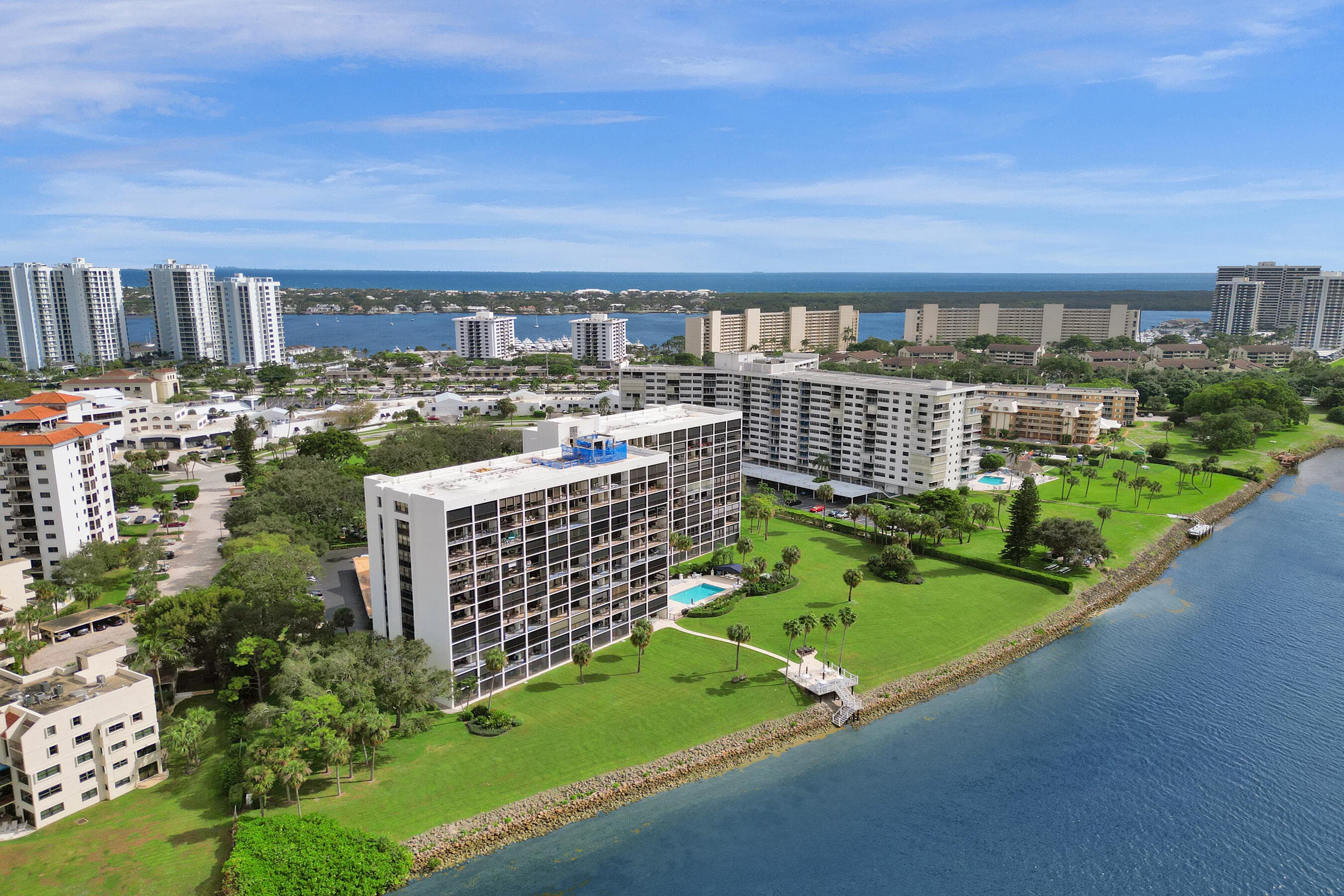 356 Golfview Road 609, North Palm Beach, FL 33408 — photo 42 of 104