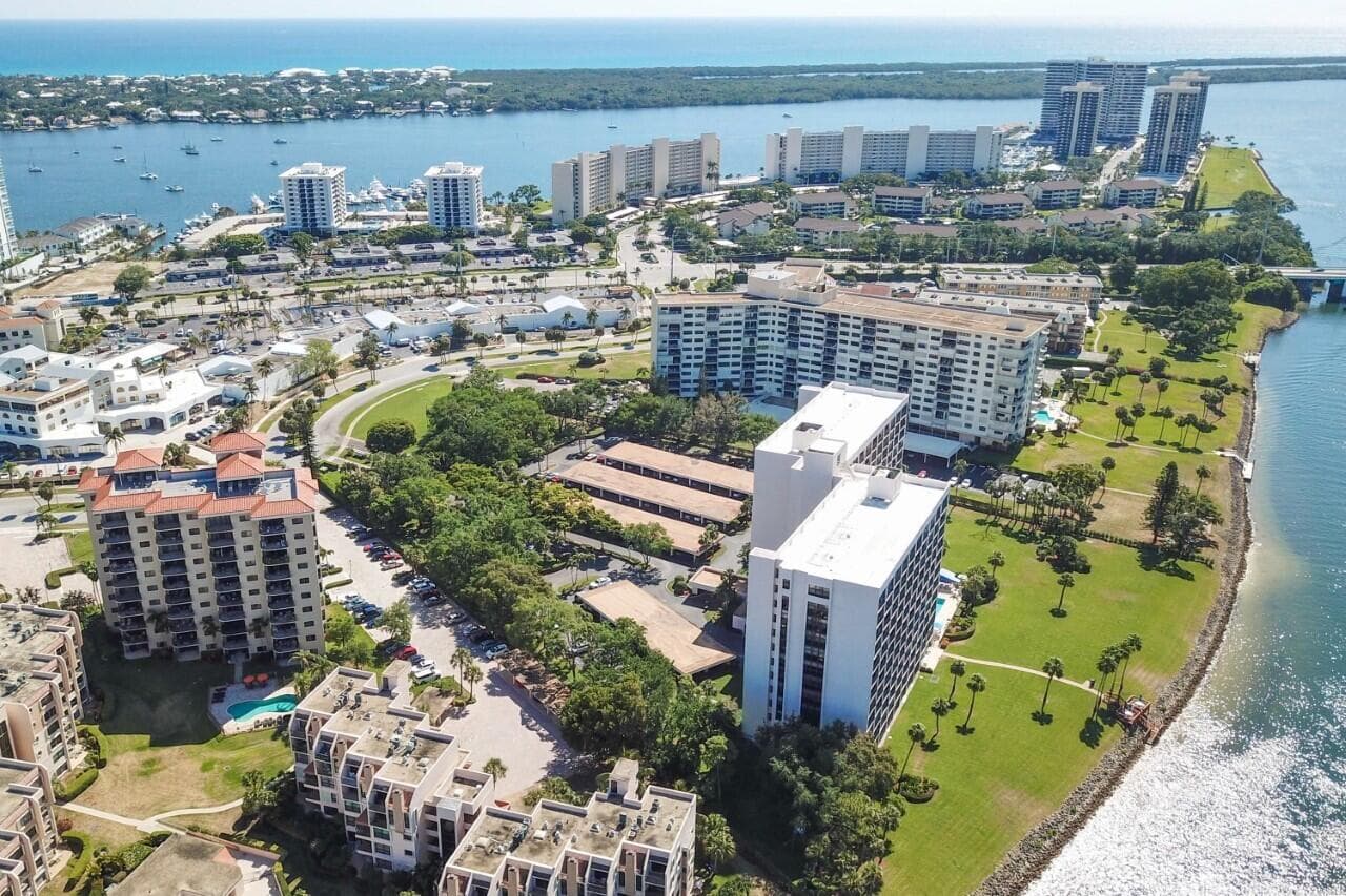 356 Golfview Road 609, North Palm Beach, FL 33408 — photo 90 of 104
