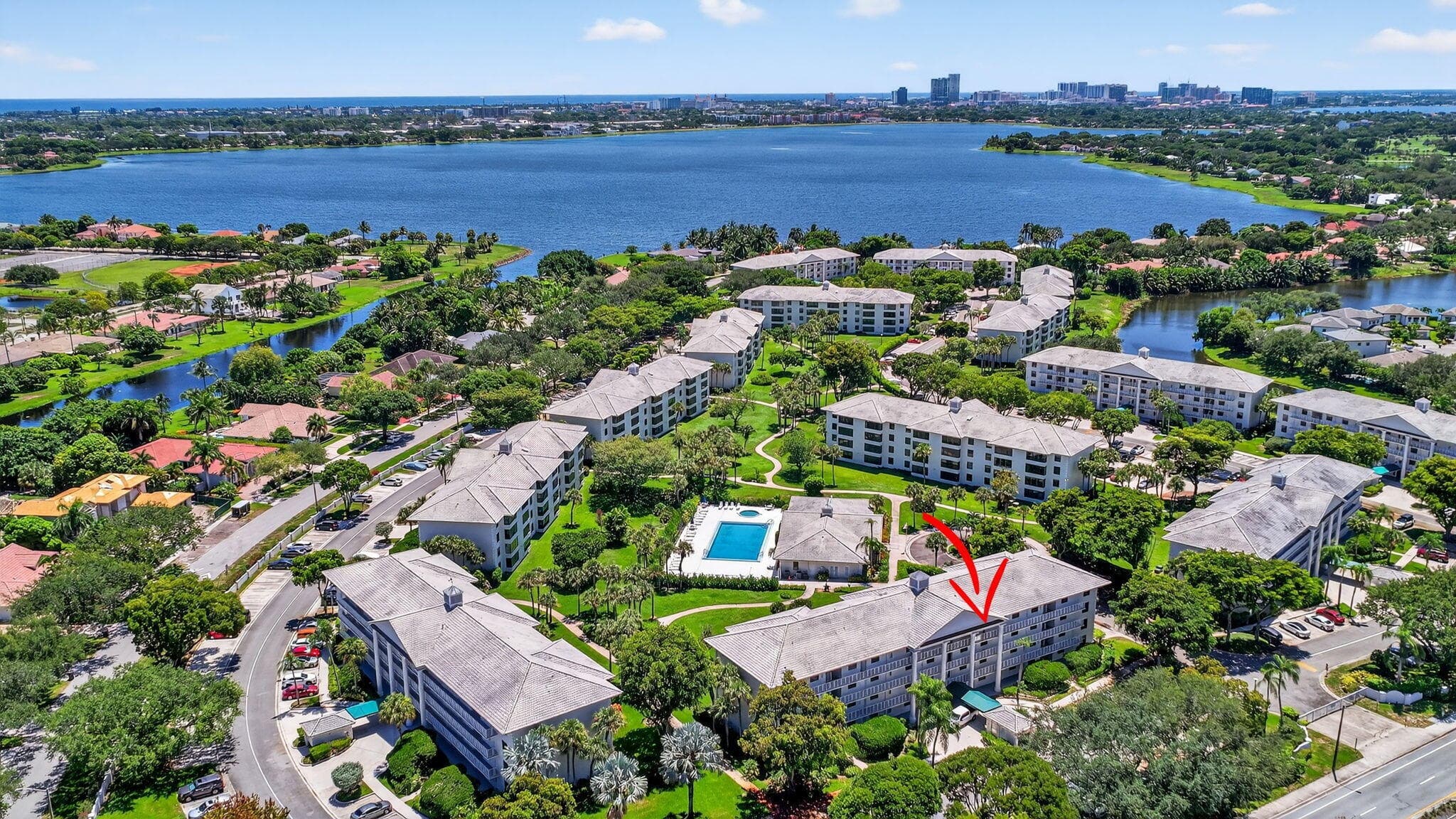 3710 Whitehall Drive 404, West Palm Beach, FL 33401 — photo 30 of 31