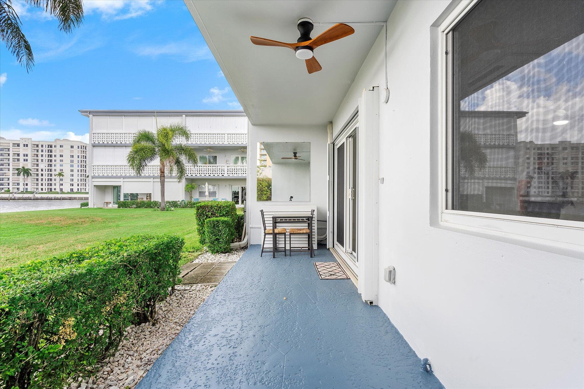 1001 N Riverside Drive 104, Pompano Beach, FL 33062 — photo 12 of 17