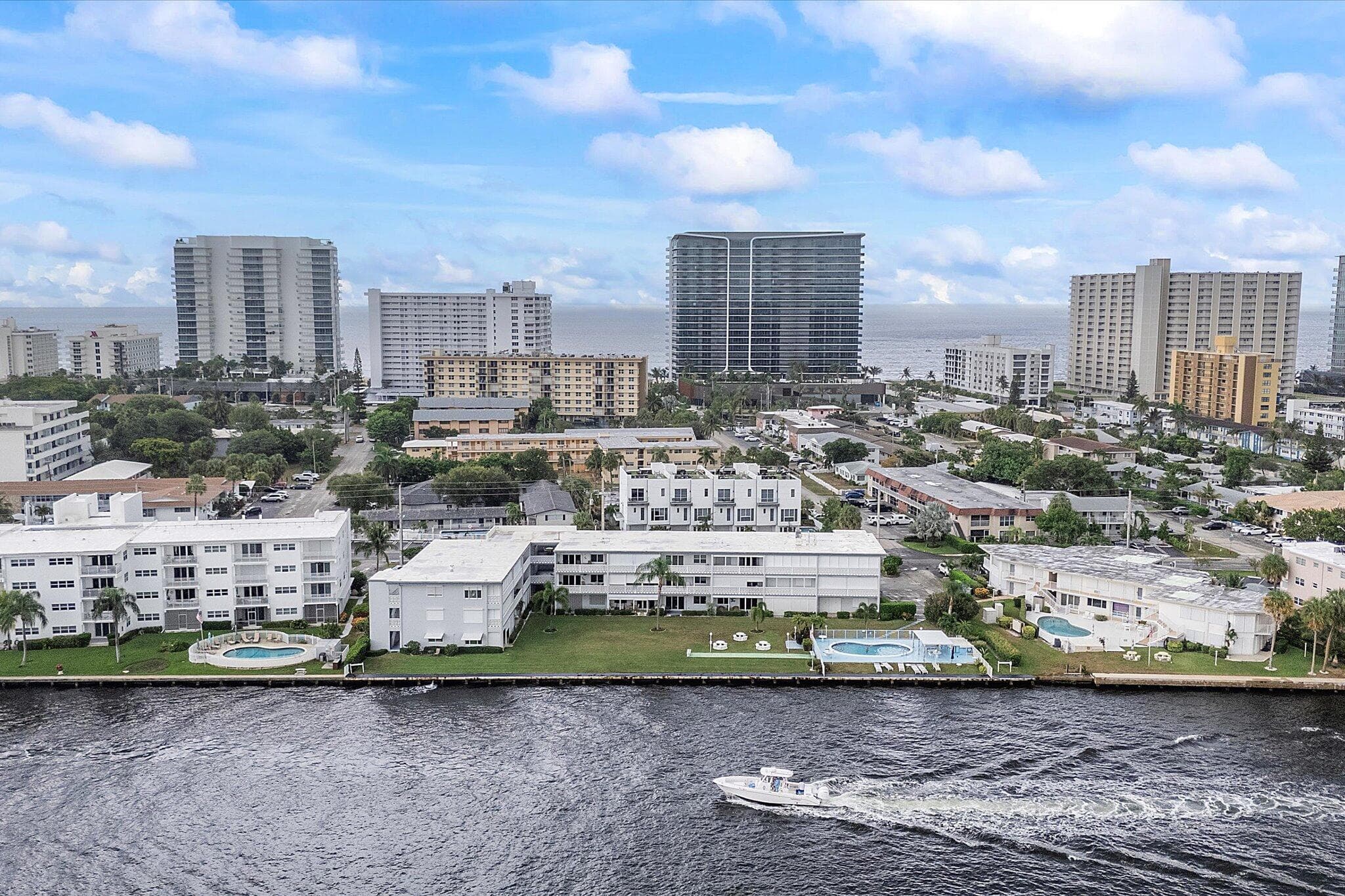 1001 N Riverside Drive 104, Pompano Beach, FL 33062 — photo 1 of 17