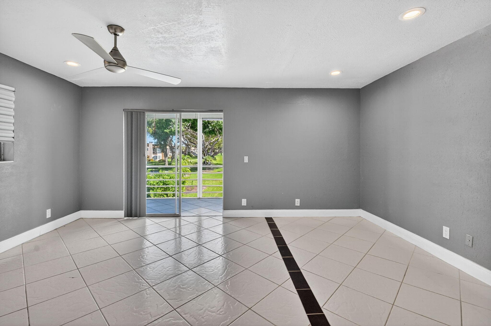 624 Flanders M, Delray Beach, FL 33484 — photo 15 of 44