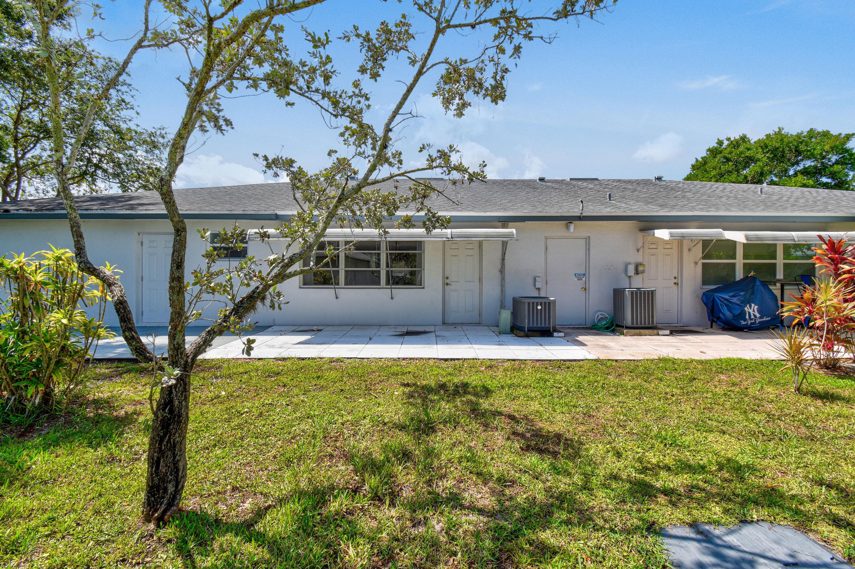 1097 Circle Terrace W C, Delray Beach, FL 33445 — photo 22 of 36