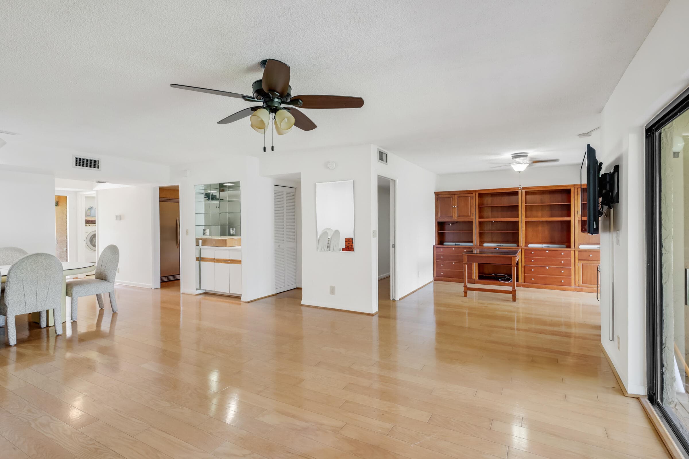 5308 Fountains Drive S, Lake Worth, FL 33467 — photo 7 of 31