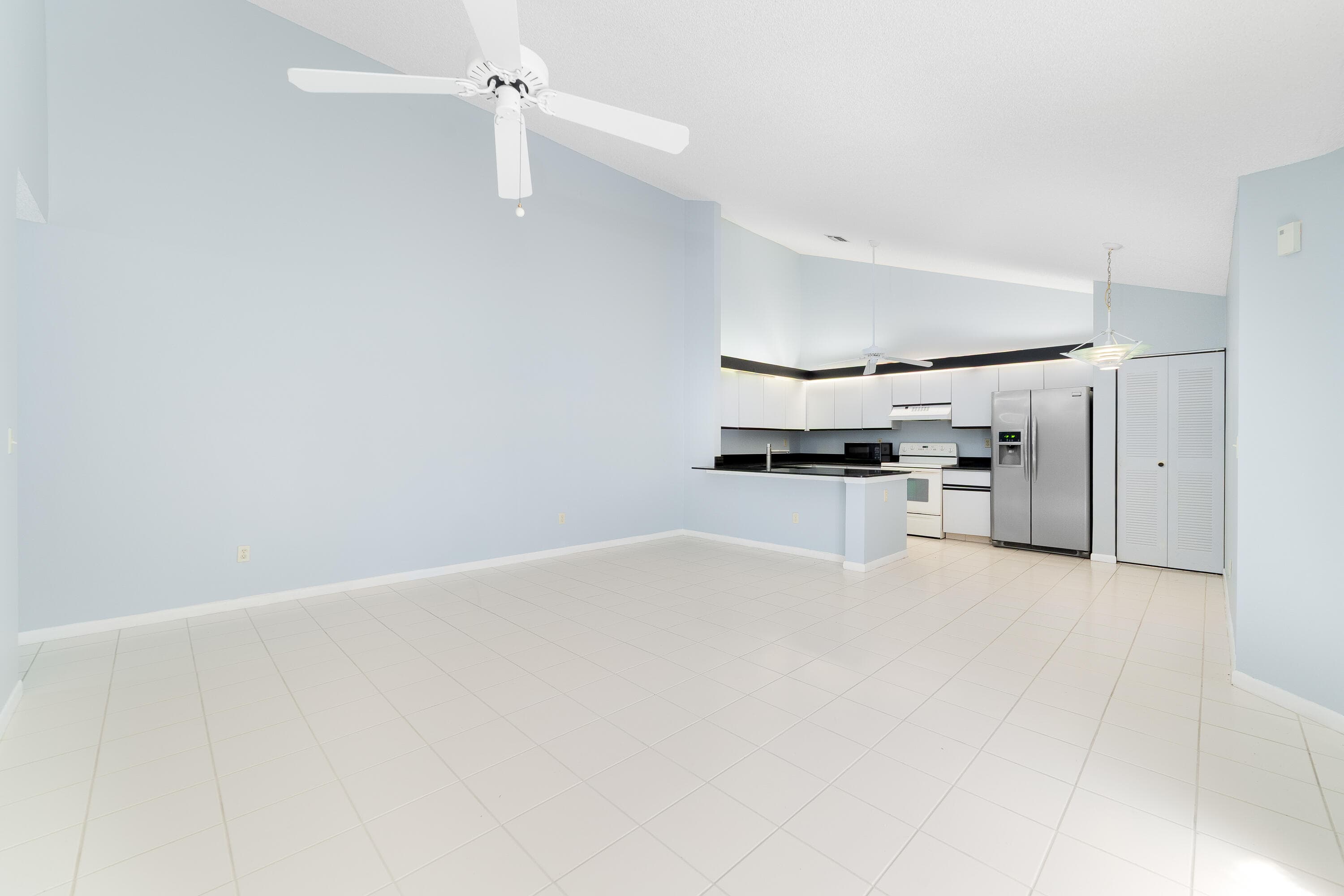 1139 Summit Trail Circle A, West Palm Beach, FL 33415 — photo 7 of 38