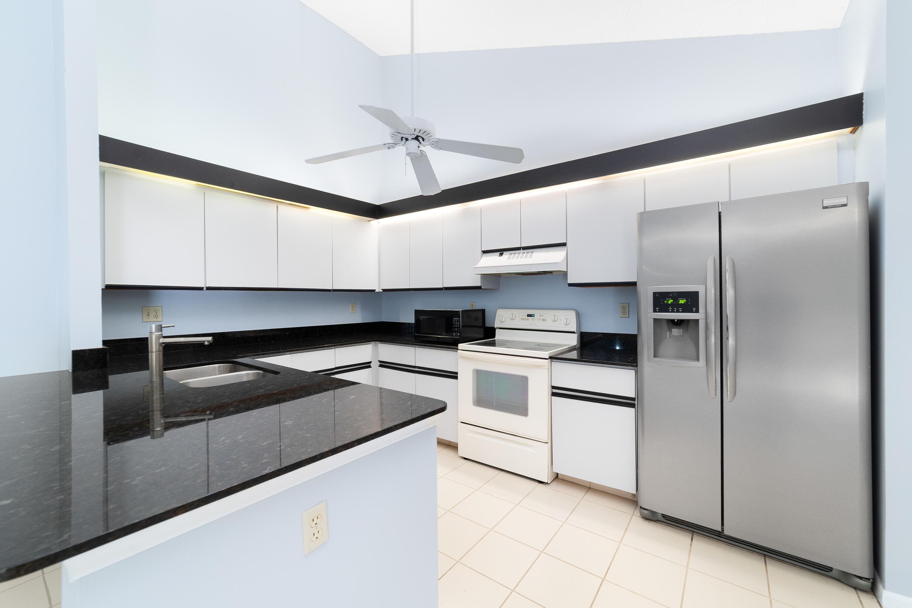 1139 Summit Trail Circle A, West Palm Beach, FL 33415 — photo 10 of 38