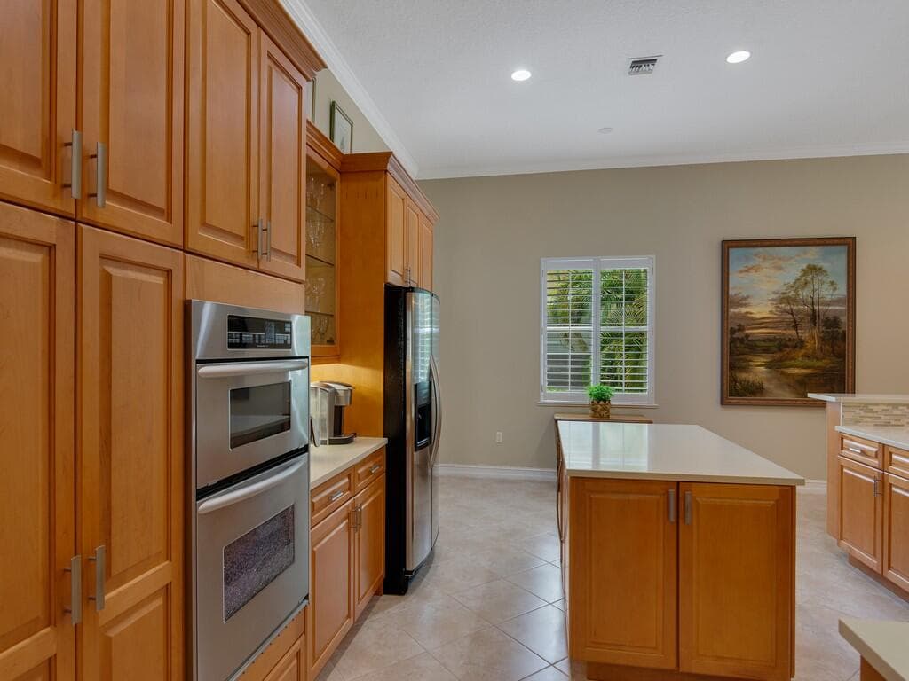 1225 Riverwind Circle, Vero Beach, FL 32967 — photo 9 of 35