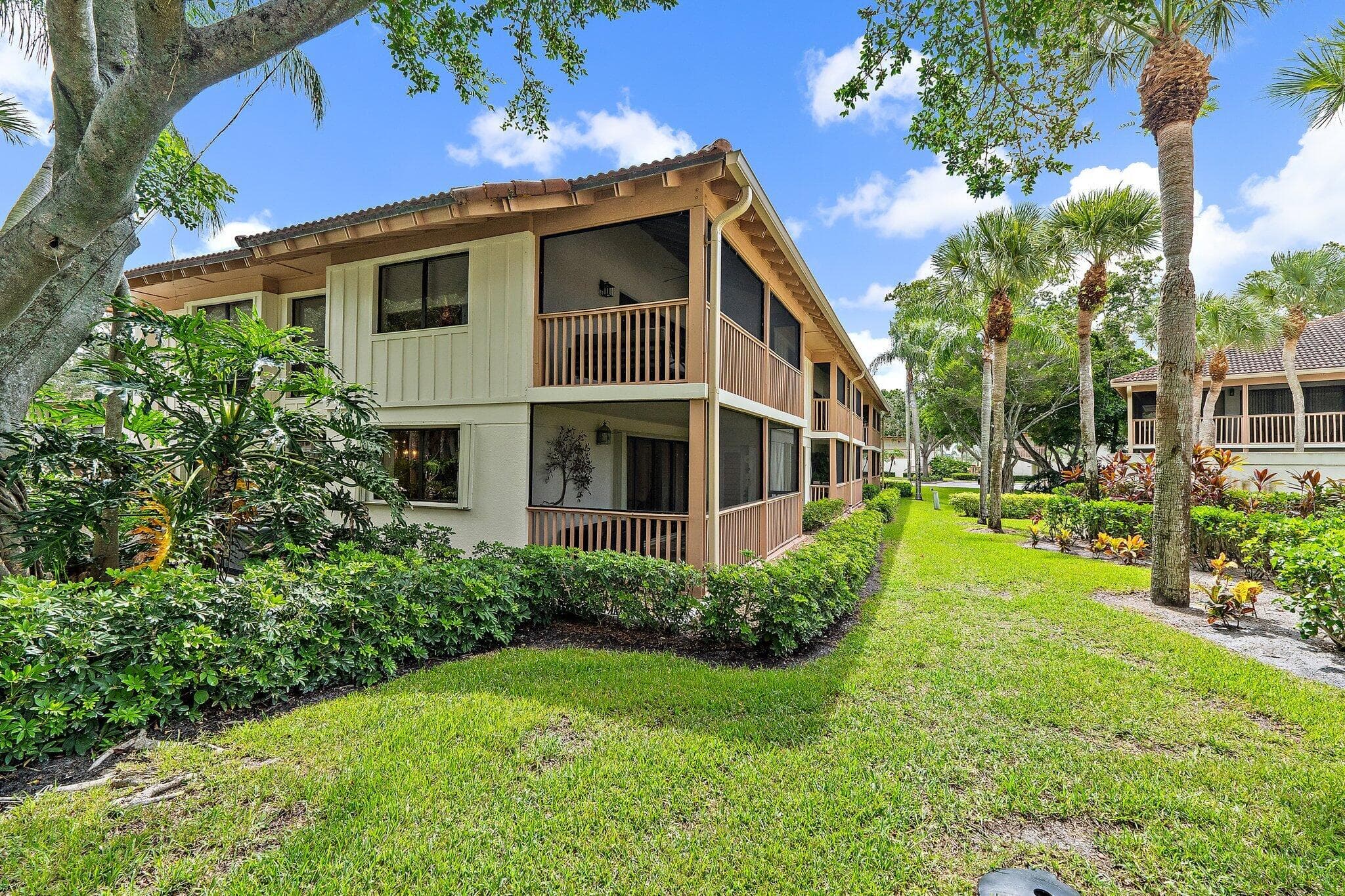 413 Brackenwood Lane S, Palm Beach Gardens, FL 33418 — photo 30 of 32