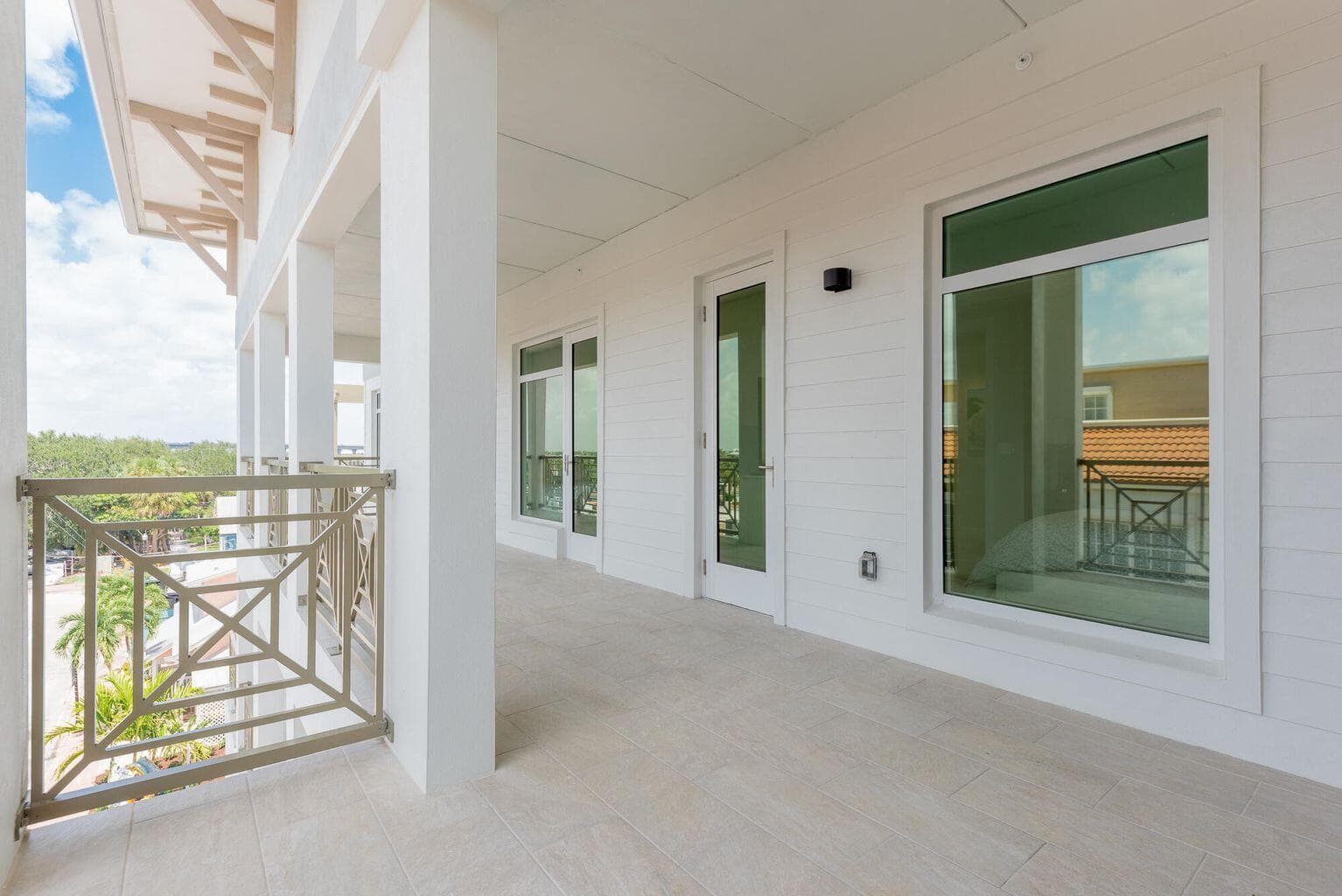 41 SW Seminole Street 410, Stuart, FL 34994 — photo 11 of 54
