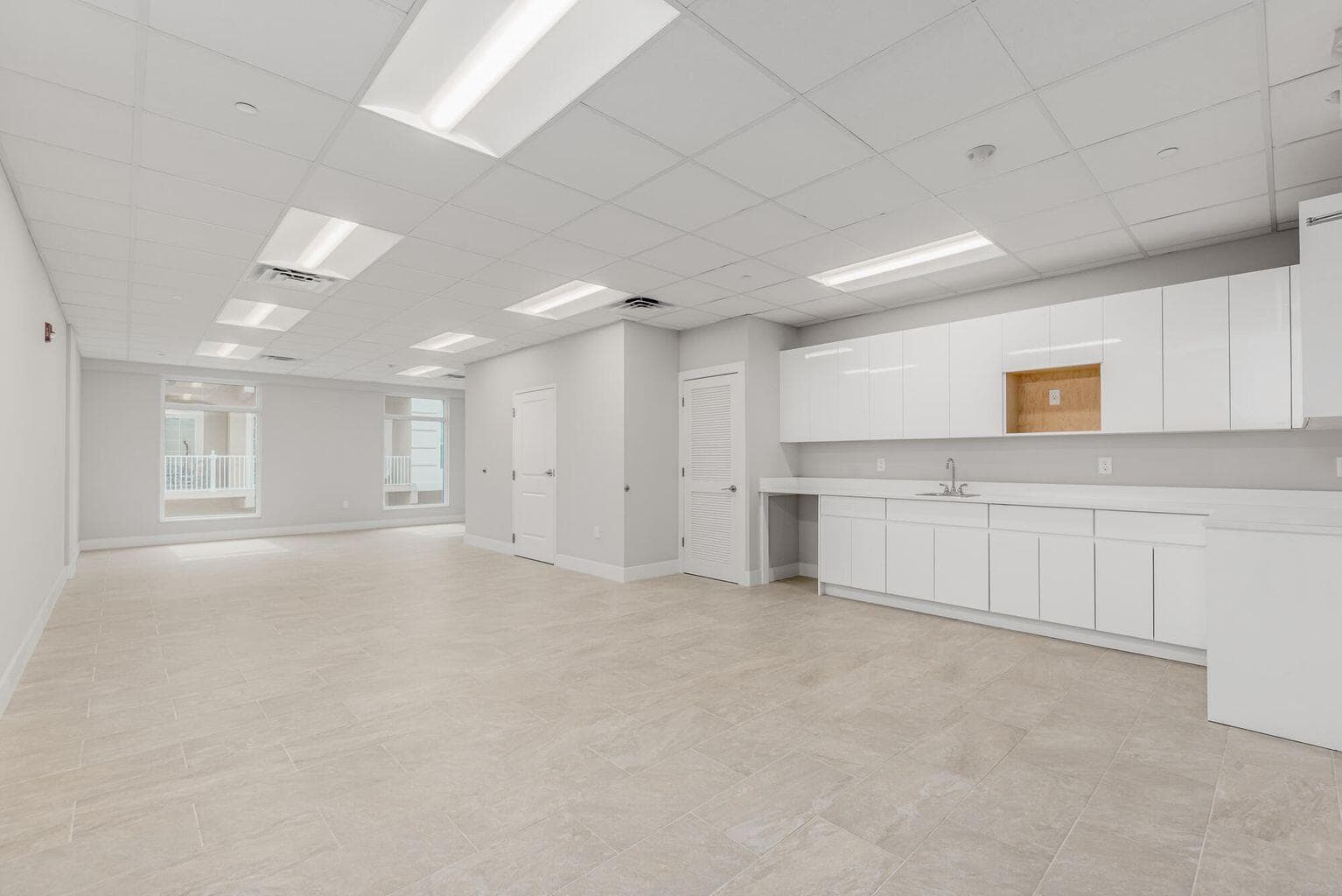 41 SW Seminole Street 210, Stuart, FL 34994 — photo 5 of 38