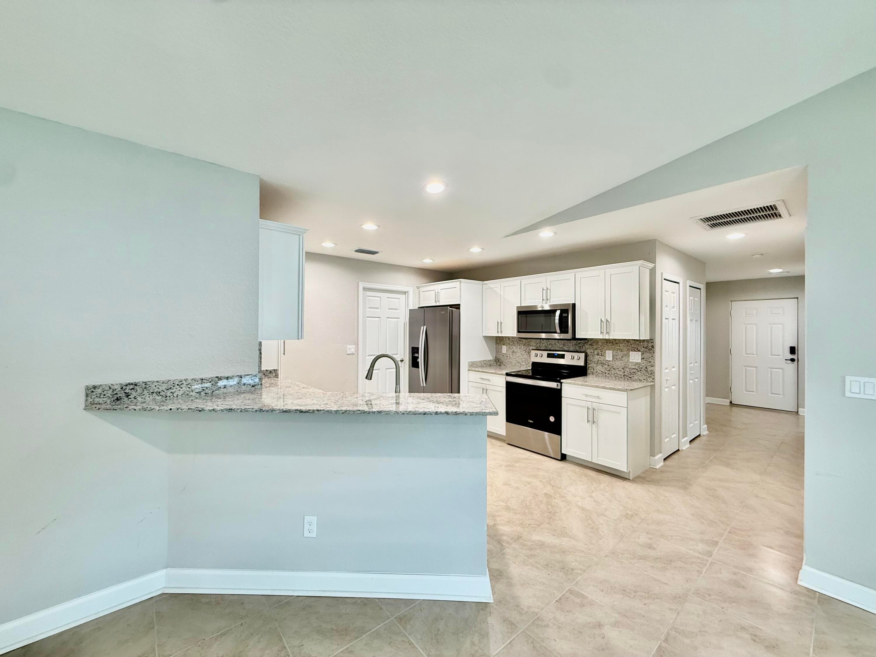 6724 Lila Court, Fort Pierce, FL 34951 — photo 4 of 98