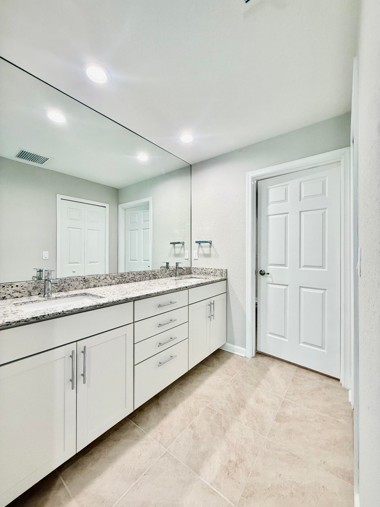 6724 Lila Court, Fort Pierce, FL 34951 — photo 7 of 98