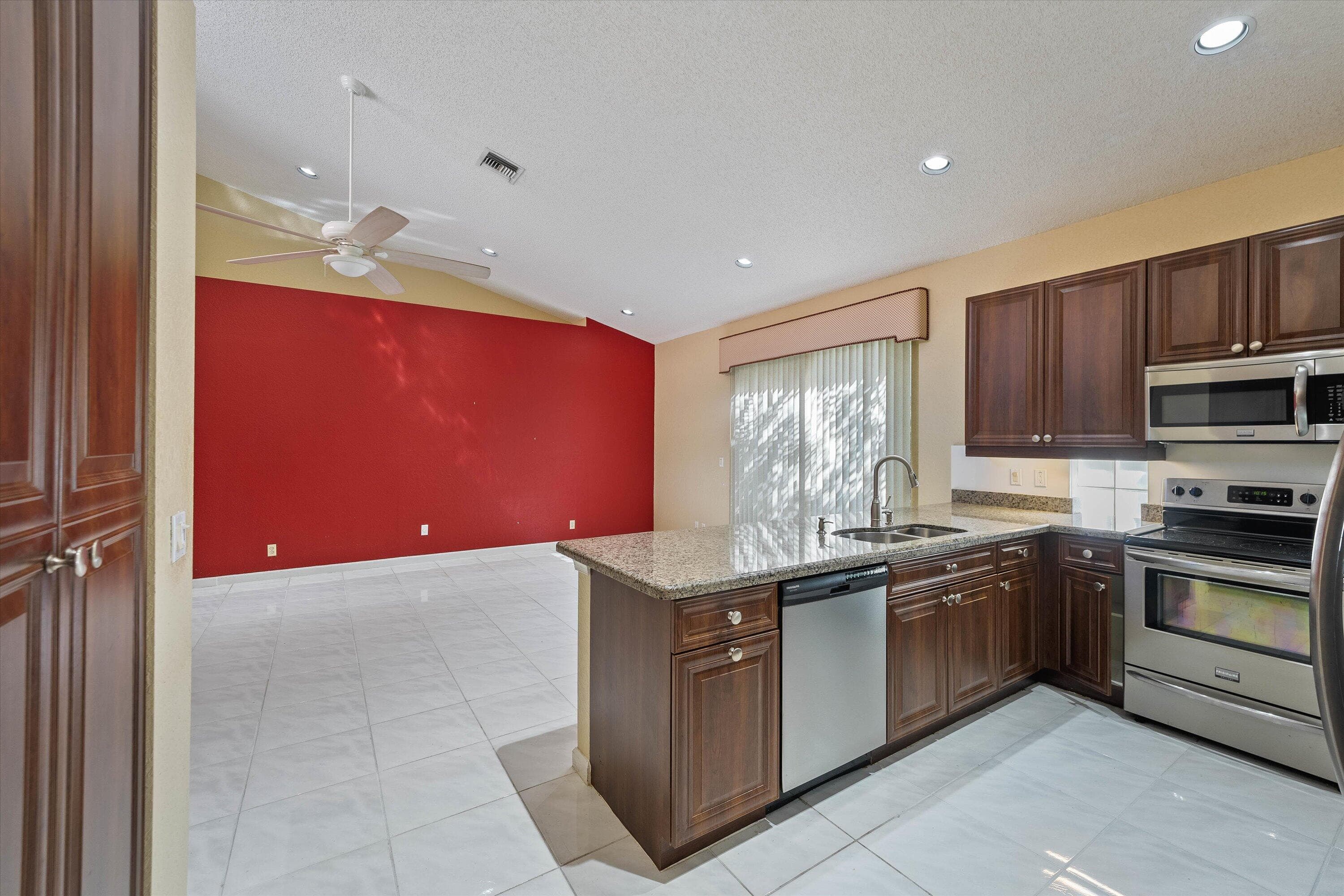 10860 Fairmont Village Drive, Lake Worth, FL 33449 — photo 13 of 69