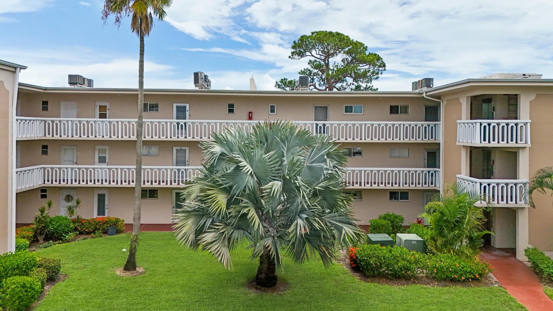 2581 N Garden Drive 206, Lake Worth, FL 33461 — photo 17 of 42