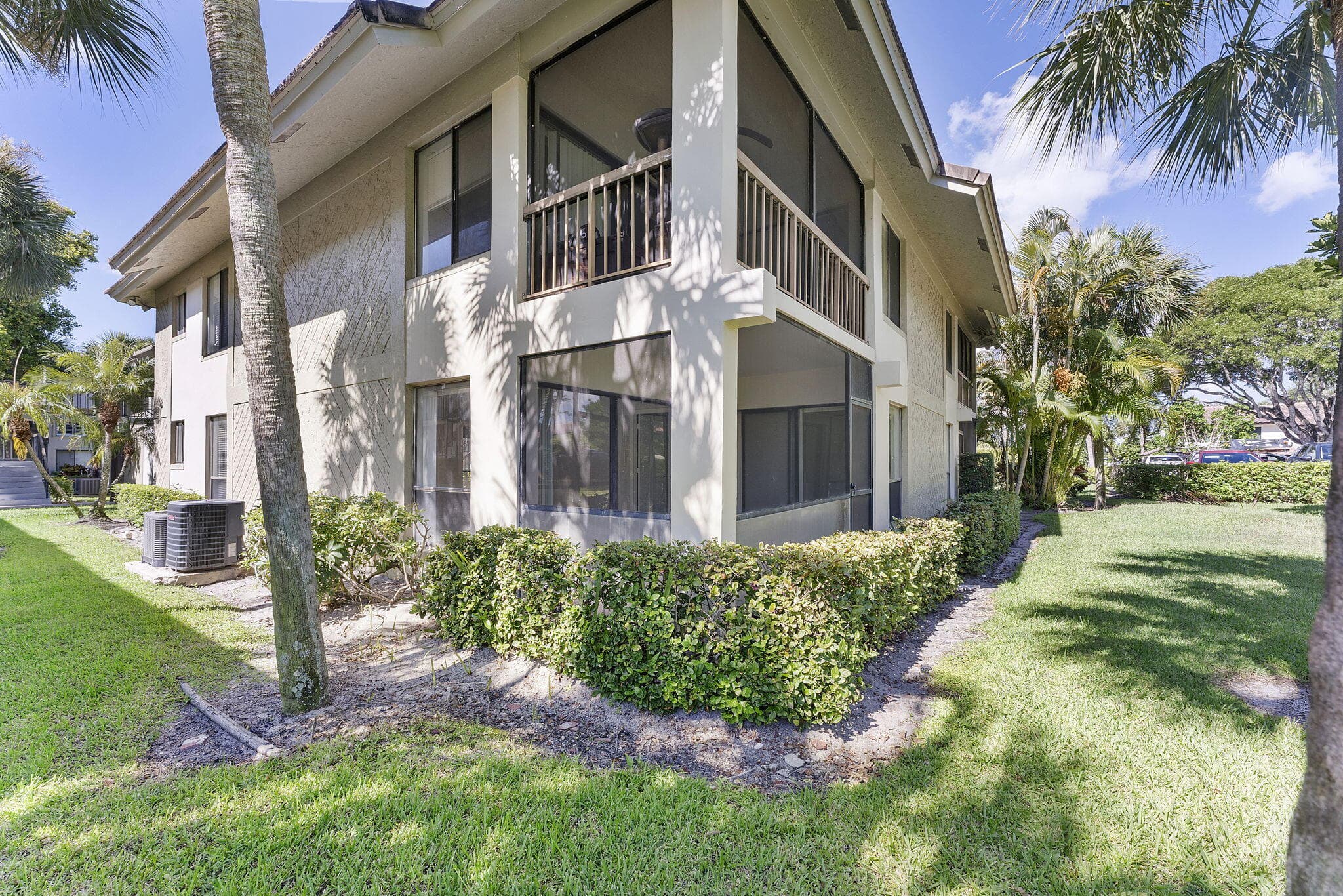 159 NW 70th Street 603, Boca Raton, FL 33487 — photo 2 of 35