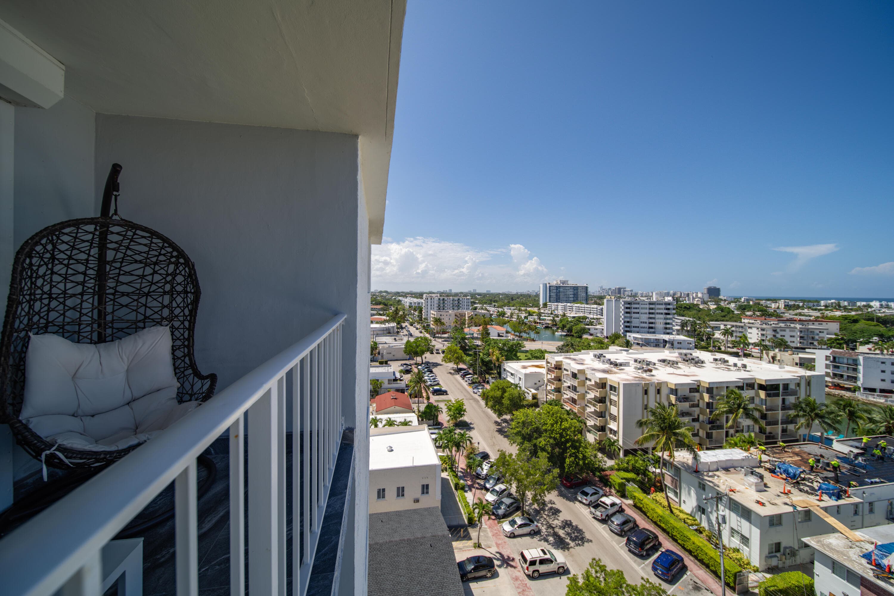 6900 Bay Drive 11i, Miami Beach, FL 33141 — photo 11 of 35