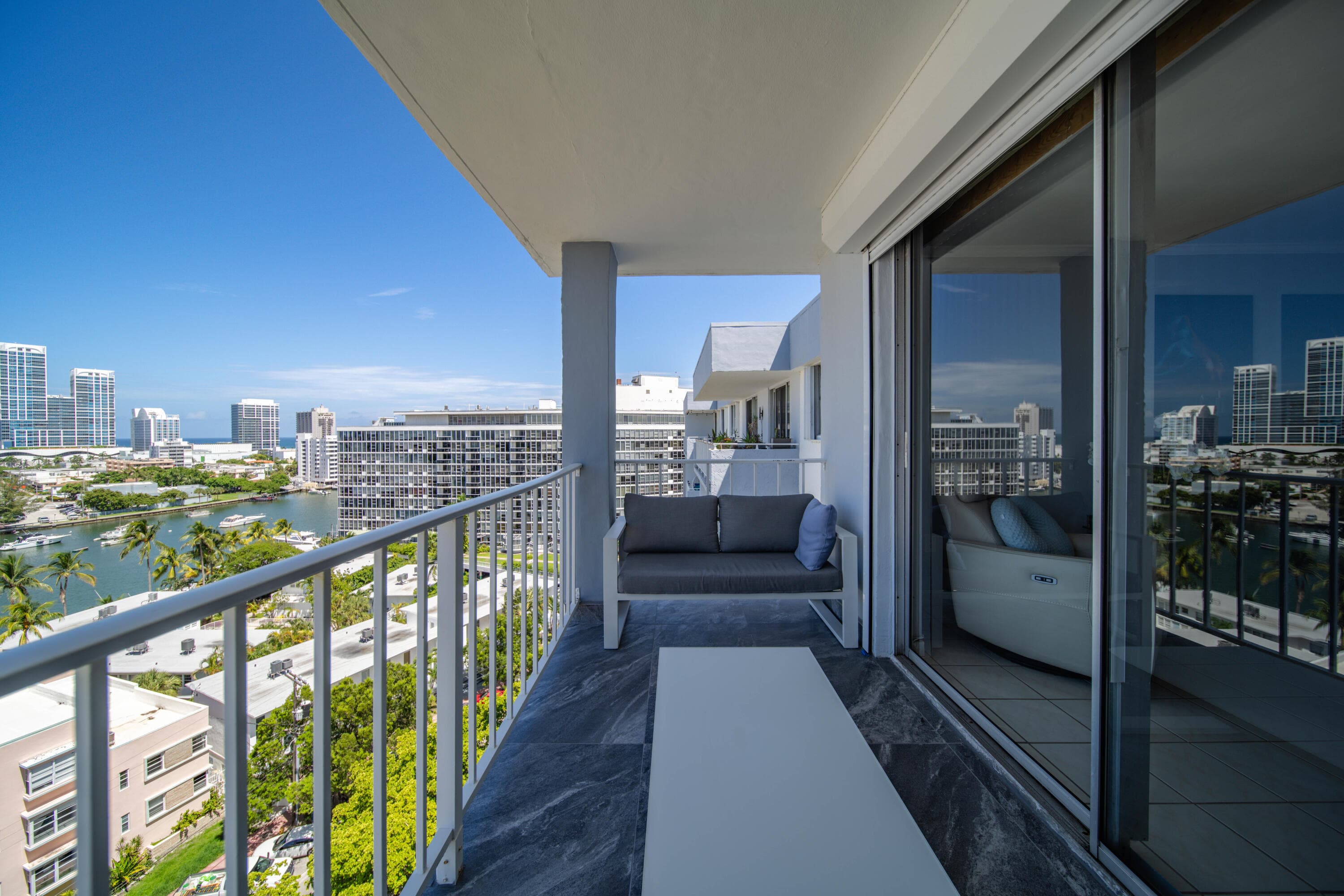 6900 Bay Drive 11i, Miami Beach, FL 33141 — photo 16 of 35