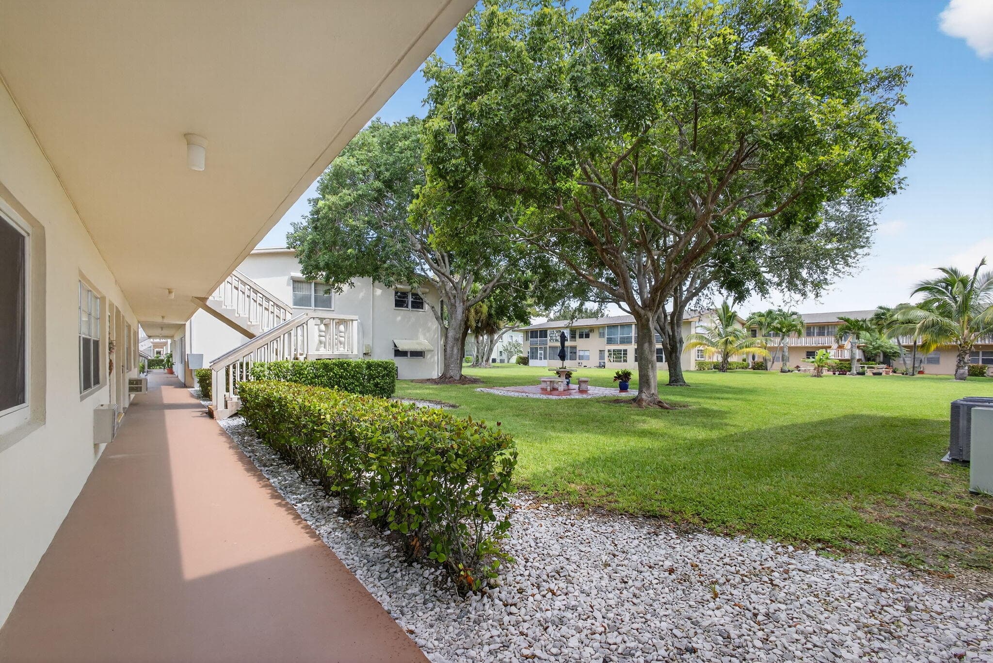 221 Coventry J, West Palm Beach, FL 33417 — photo 35 of 52
