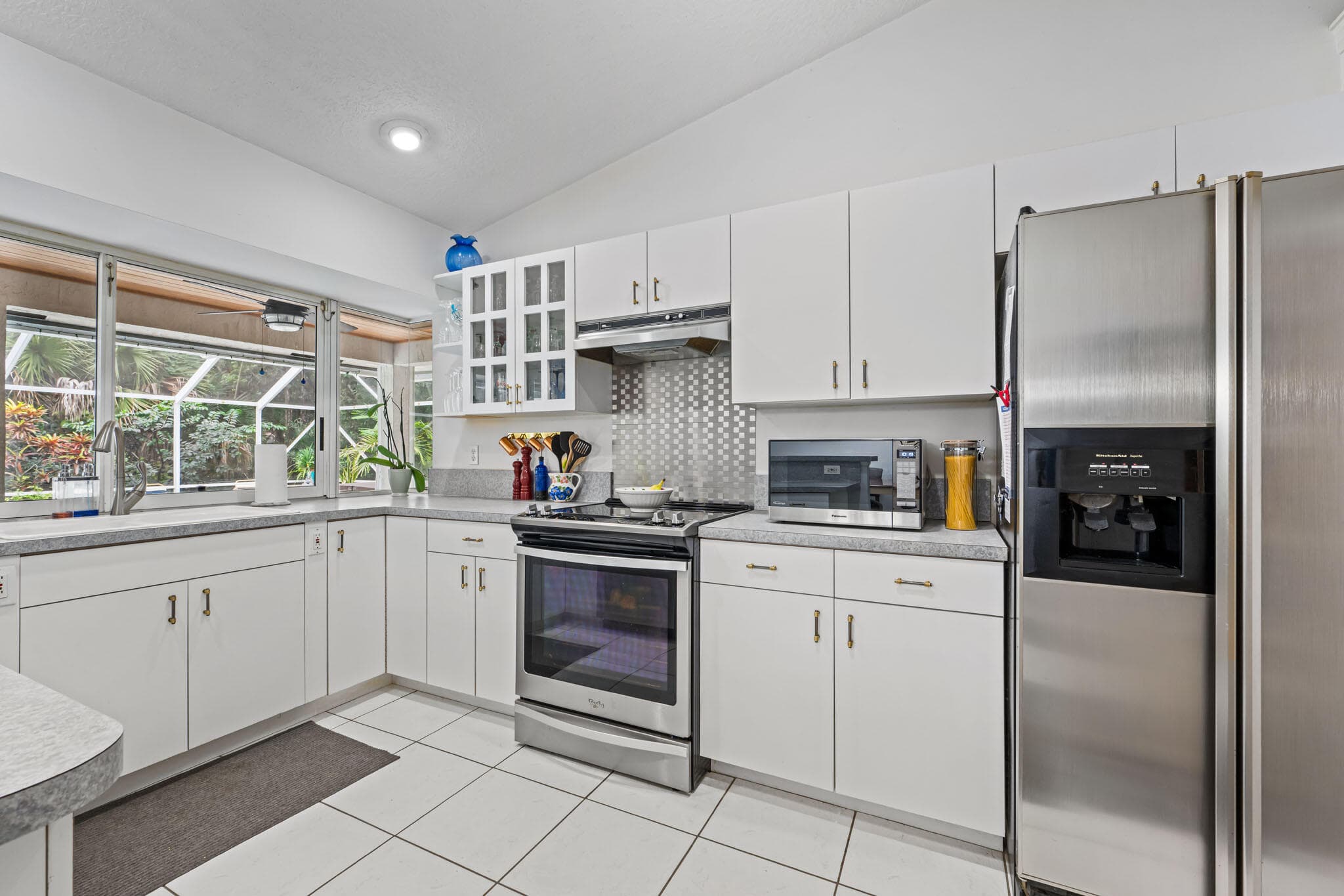 15884 North Road, Loxahatchee Groves, FL 33470 — photo 15 of 47