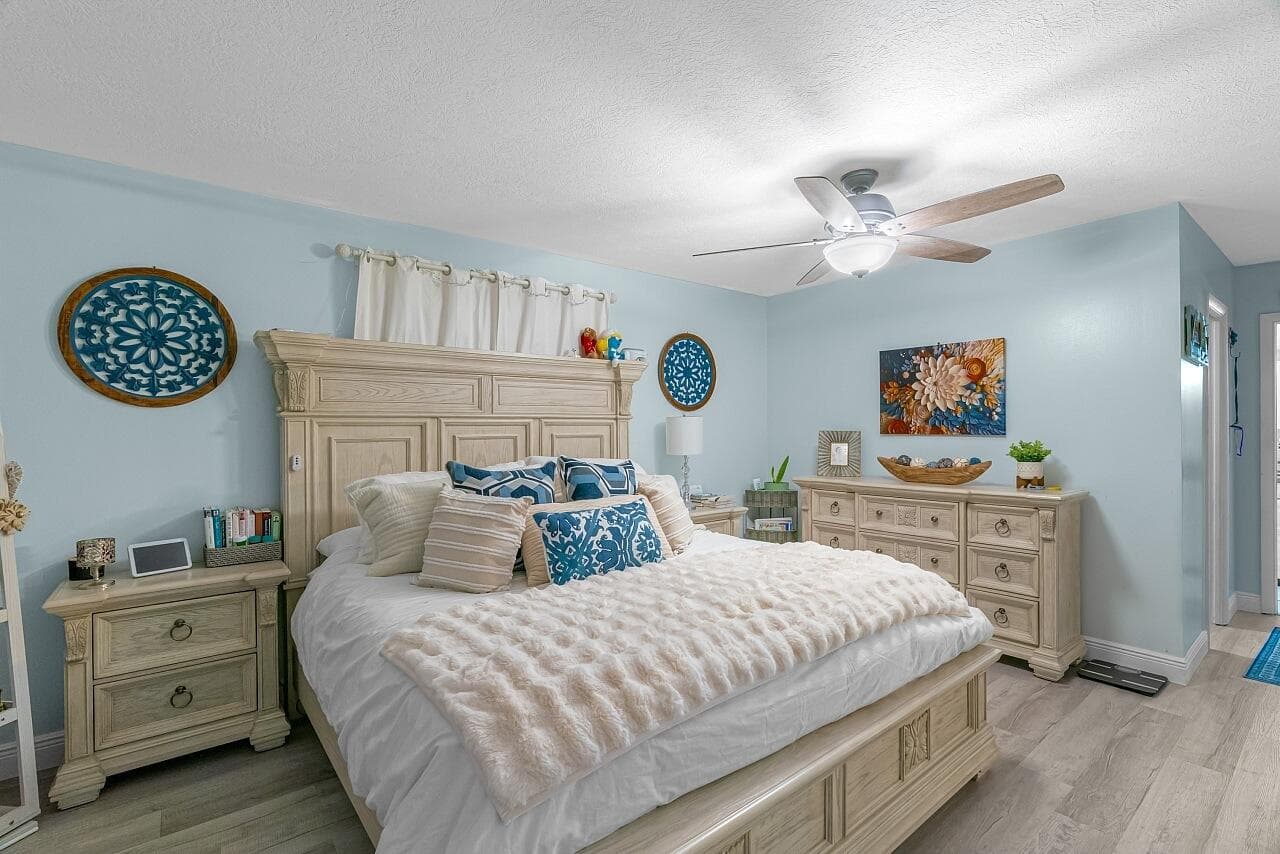 2482 SE Sidonia Street, Port St. Lucie, FL 34952 — photo 20 of 36