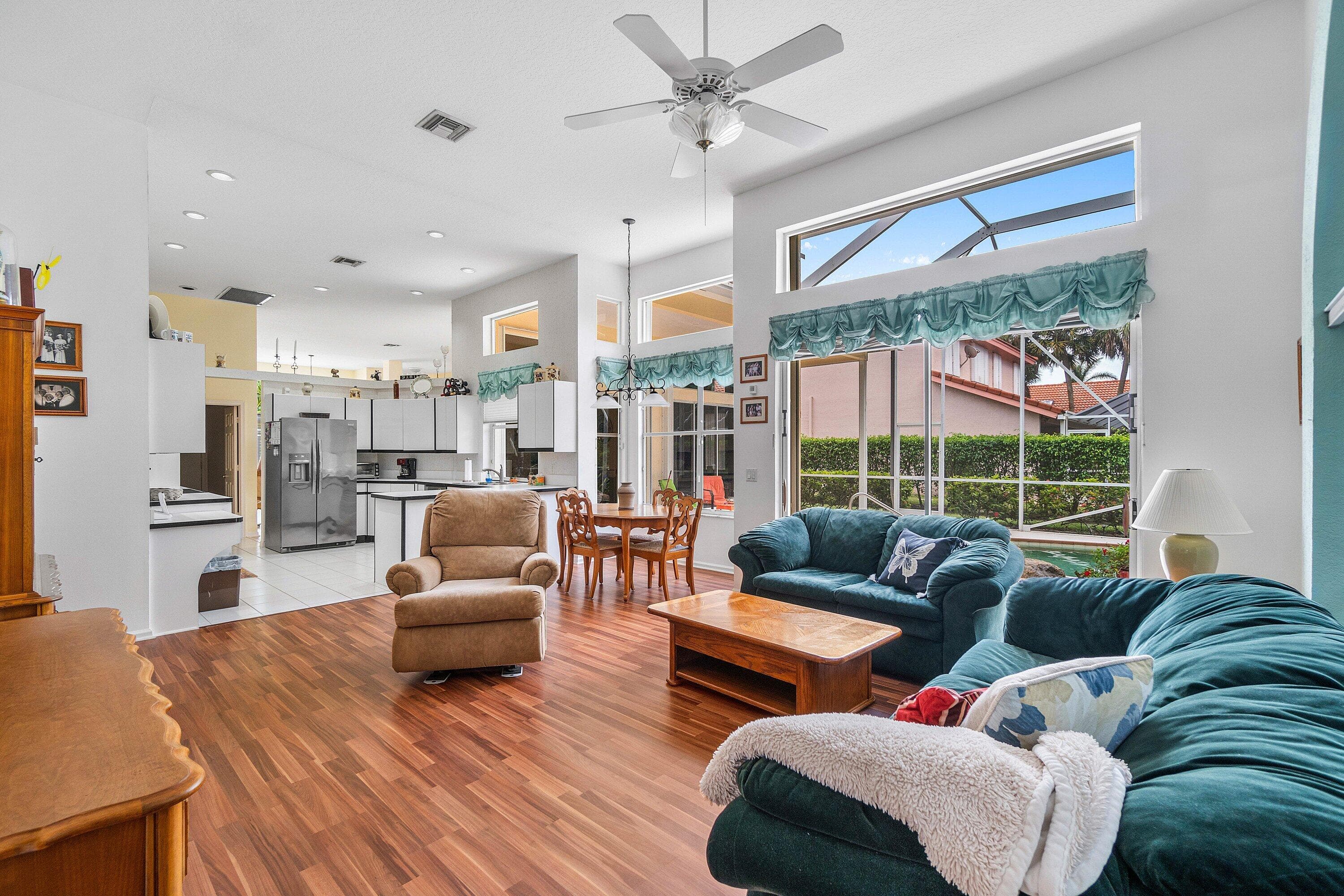 9043 Cypress Hollow Drive, Palm Beach Gardens, FL 33418 — photo 9 of 38