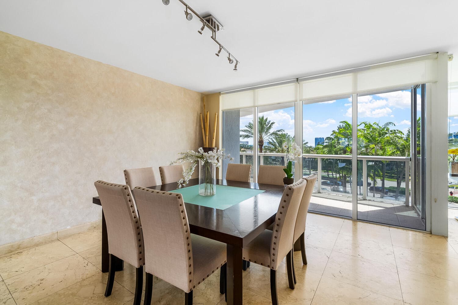 18911 Collins Avenue 506 On 5th Floor, Sunny Isles Beach, FL 33160 — photo 24 of 88