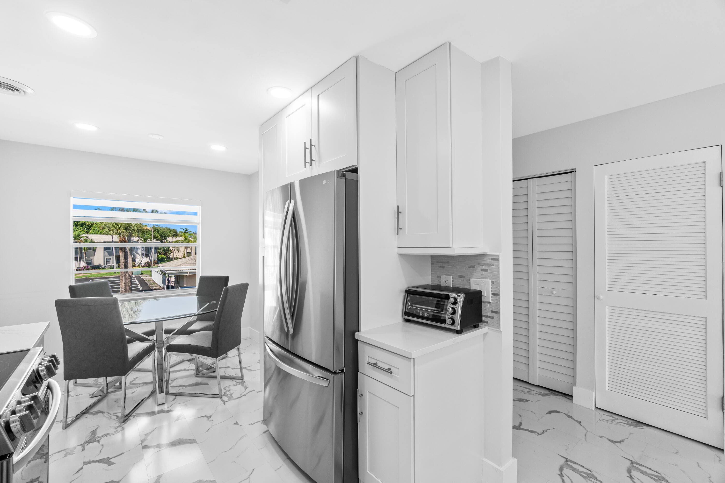 6 Stratford Drive E D, Boynton Beach, FL 33436 — photo 7 of 70