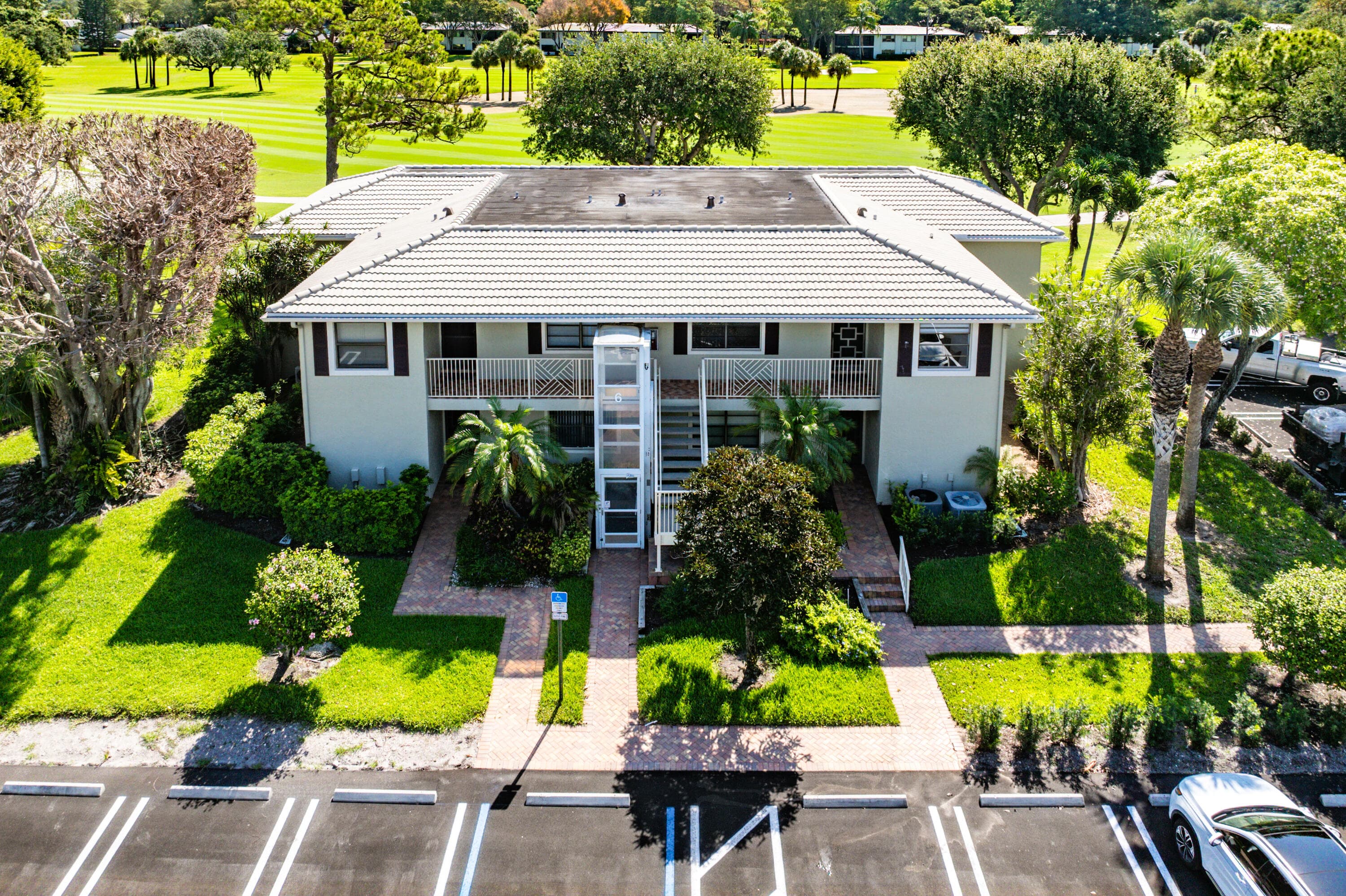 6 Stratford Drive E D, Boynton Beach, FL 33436 — photo 33 of 70