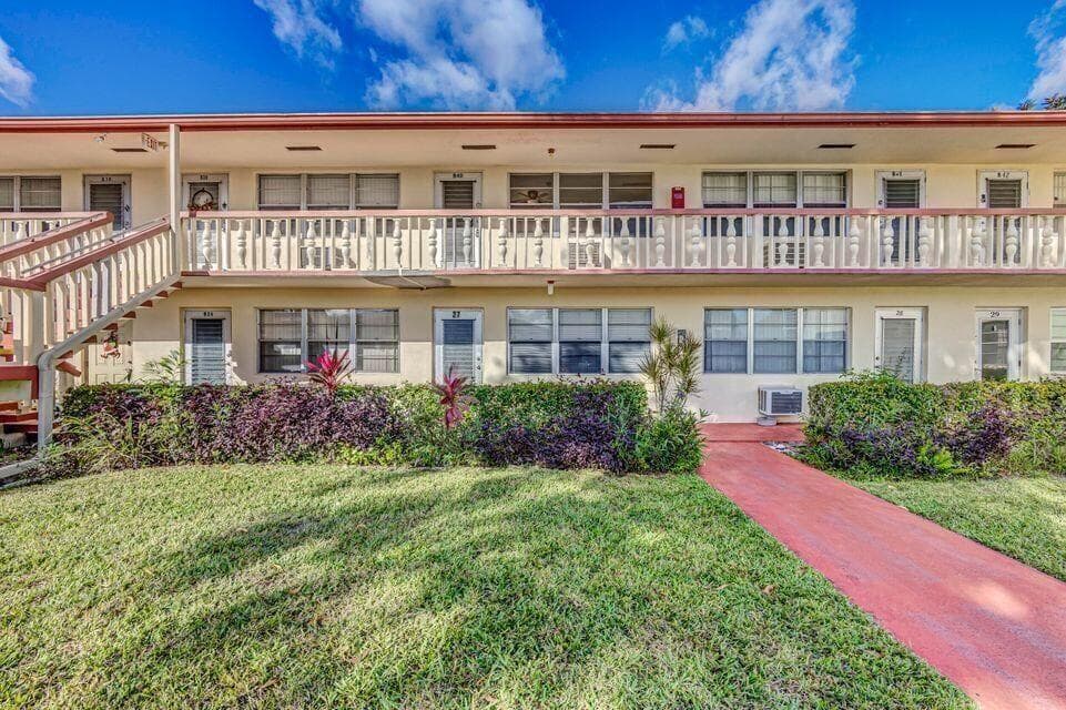 27 Camden B, West Palm Beach, FL 33417 — photo 20 of 34