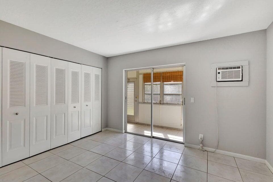 27 Camden B, West Palm Beach, FL 33417 — photo 15 of 34