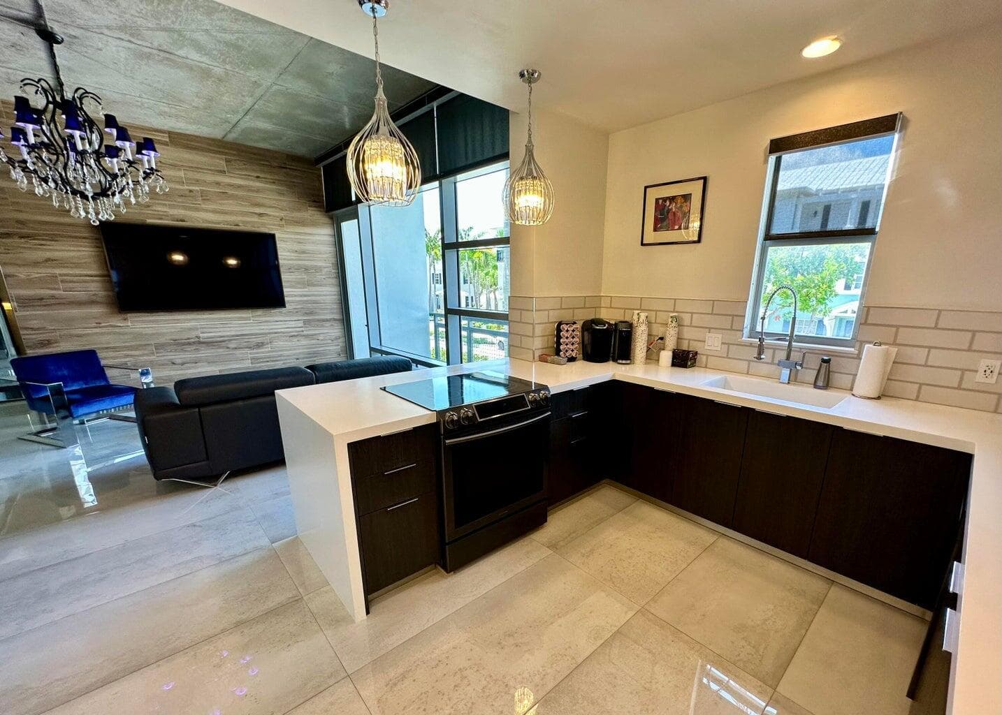 335 SE 6th Avenue 210, Delray Beach, FL 33483 — photo 6 of 33