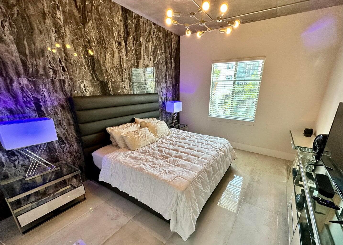 335 SE 6th Avenue 210, Delray Beach, FL 33483 — photo 12 of 33