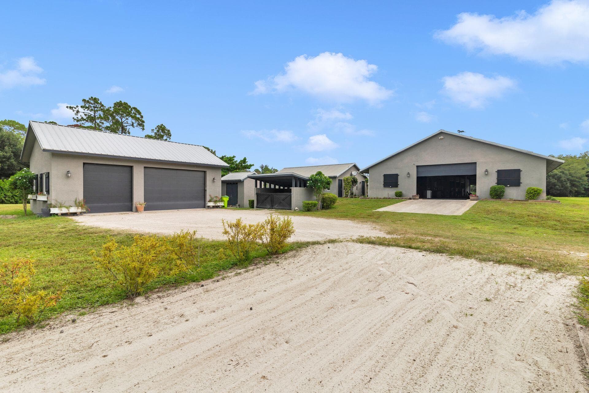 2770 E Road, Loxahatchee Groves, FL 33470 — photo 3 of 51