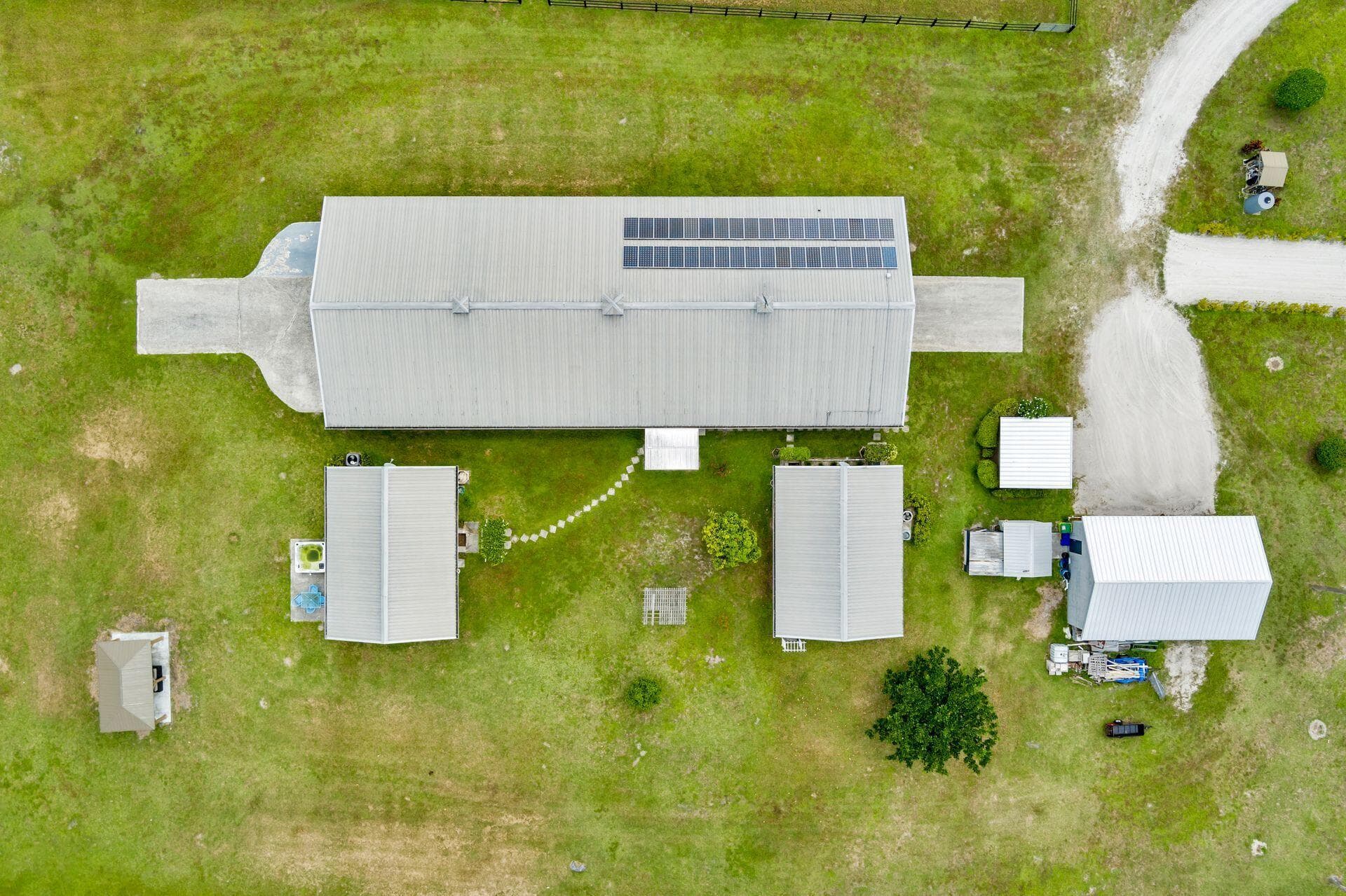 2770 E Road, Loxahatchee Groves, FL 33470 — photo 2 of 51