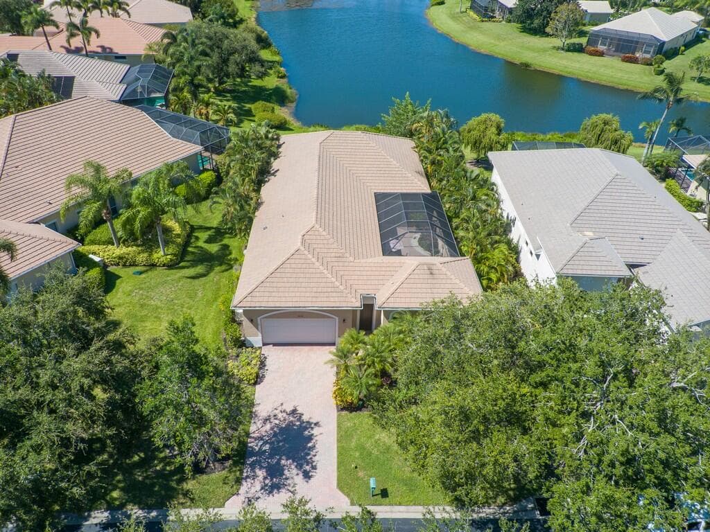 1208 Riverwind Circle, Vero Beach, FL 32967 — photo 35 of 47