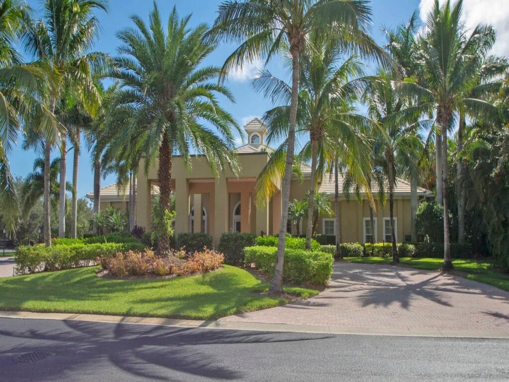 1208 Riverwind Circle, Vero Beach, FL 32967 — photo 38 of 47