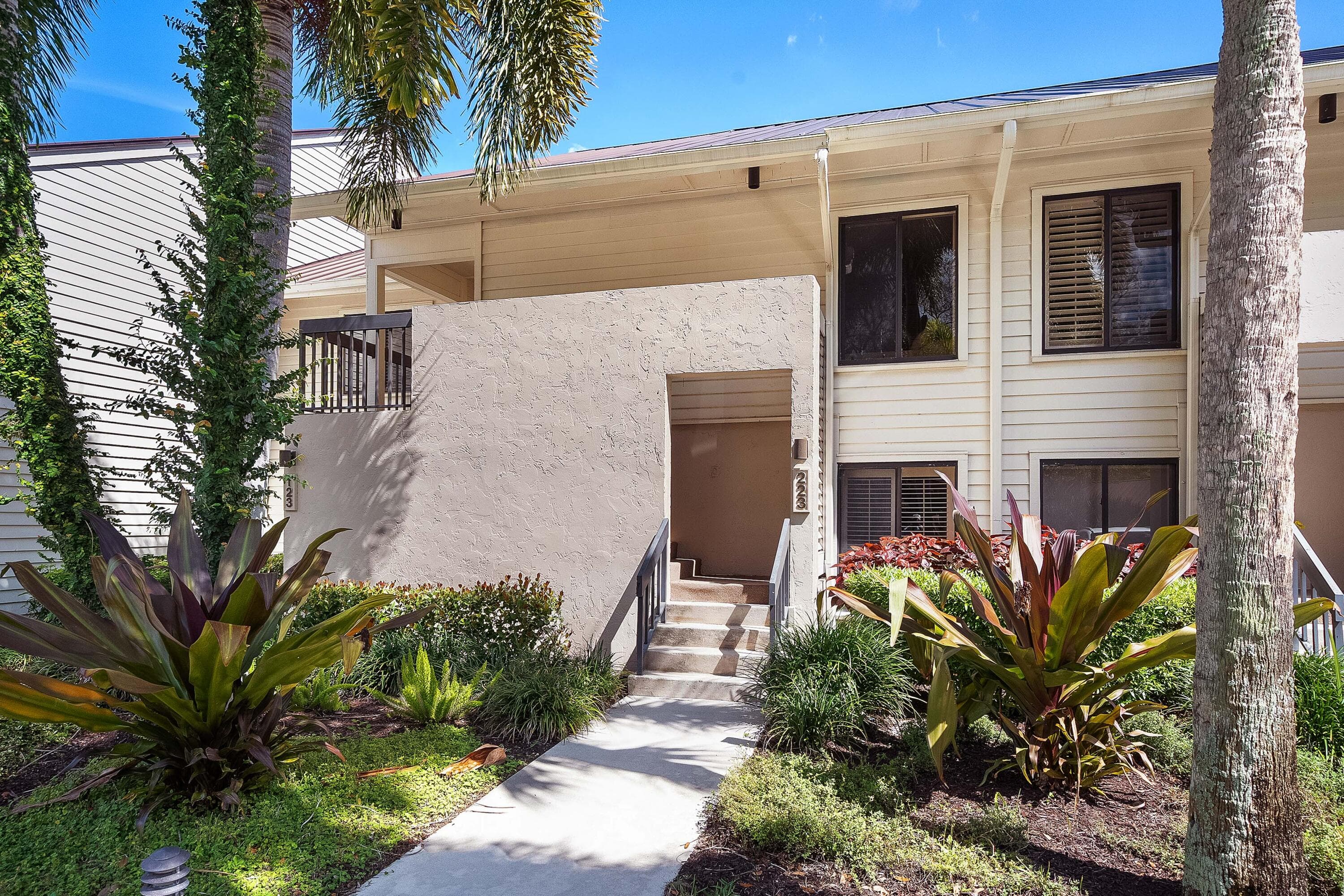 6403 SE Brandywine Court 223, Stuart, FL 34997 — photo 1 of 50