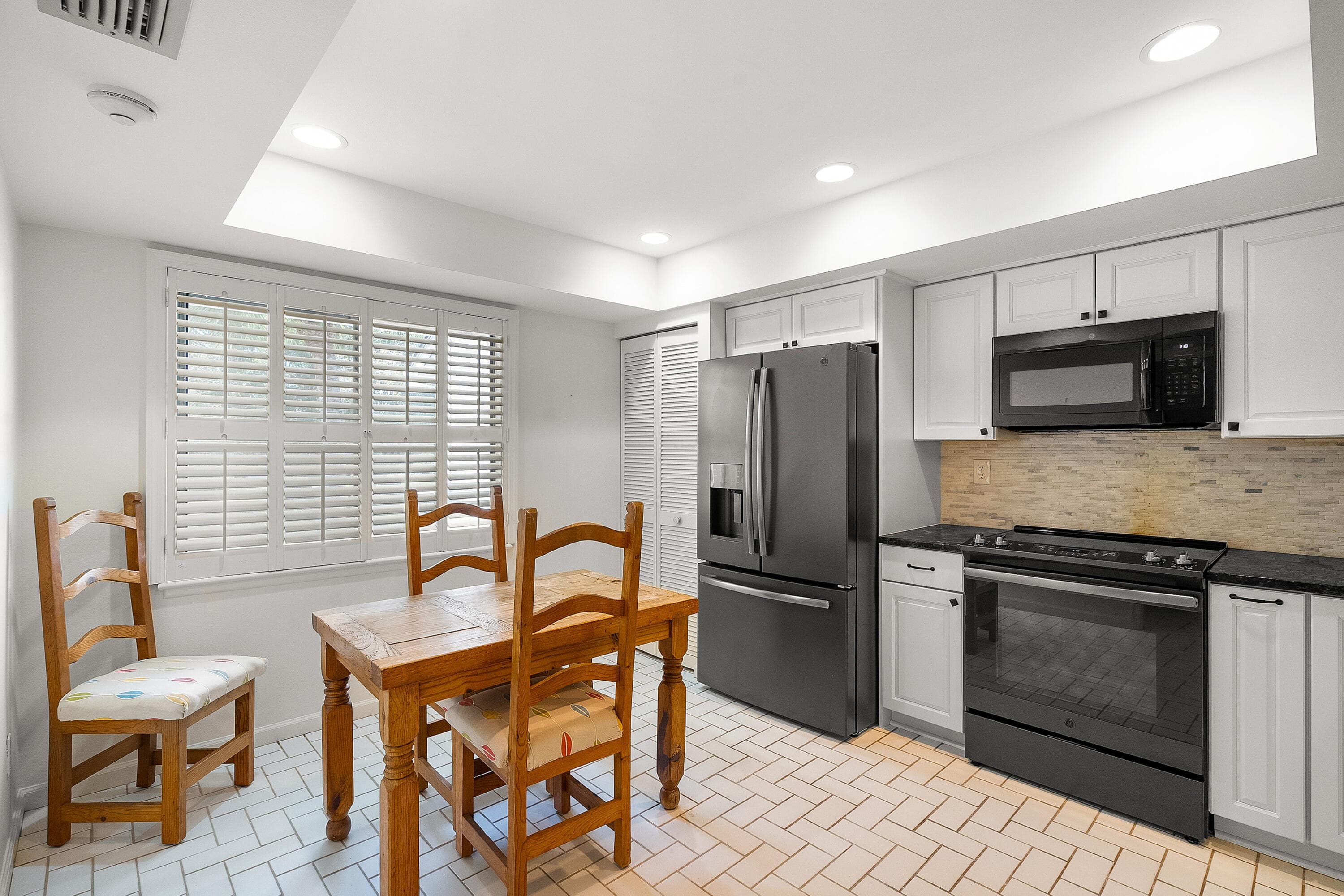 6403 SE Brandywine Court 223, Stuart, FL 34997 — photo 9 of 50
