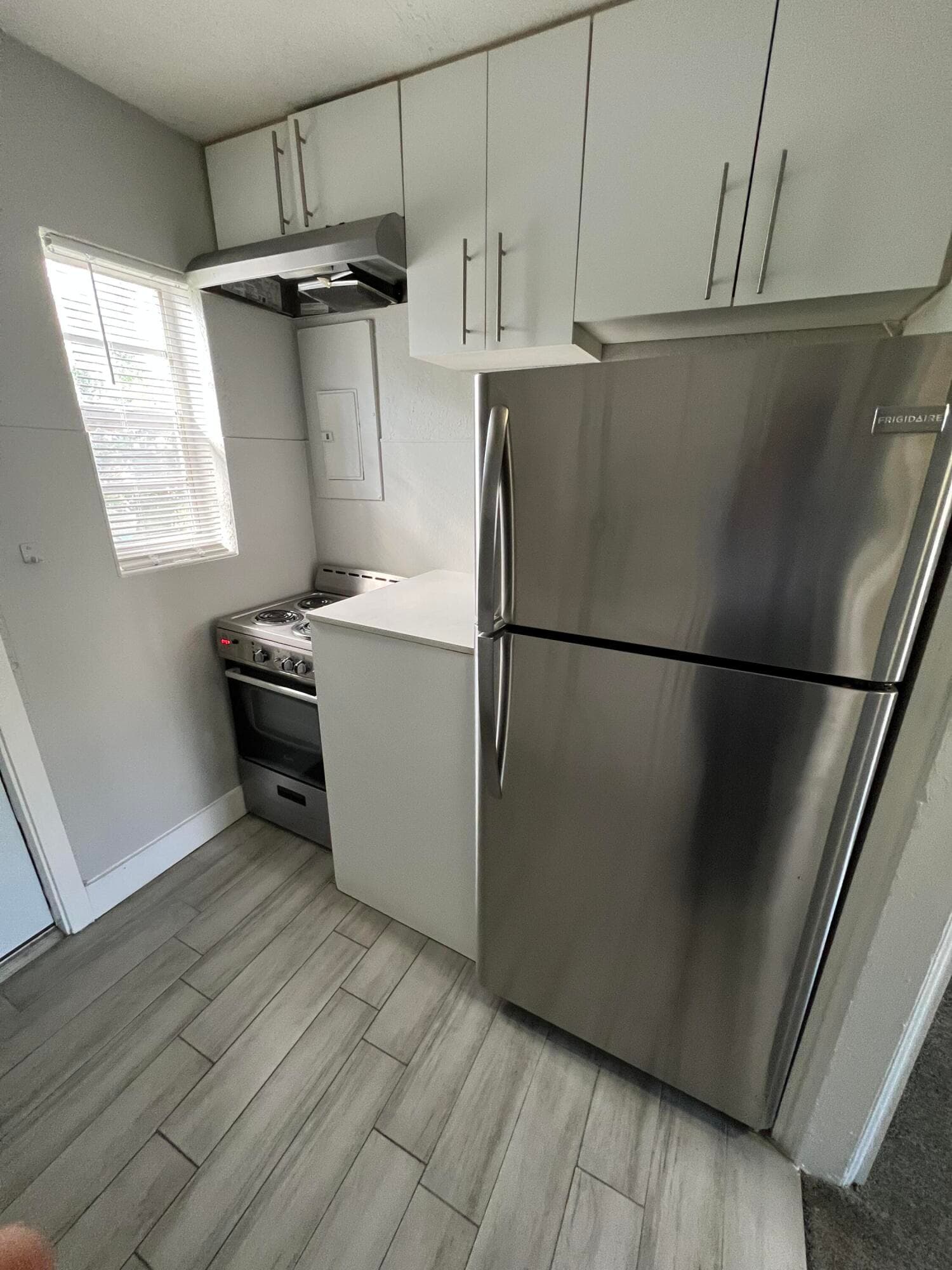 2722 Poinsettia Avenue, West Palm Beach, FL 33407 — photo 5 of 9