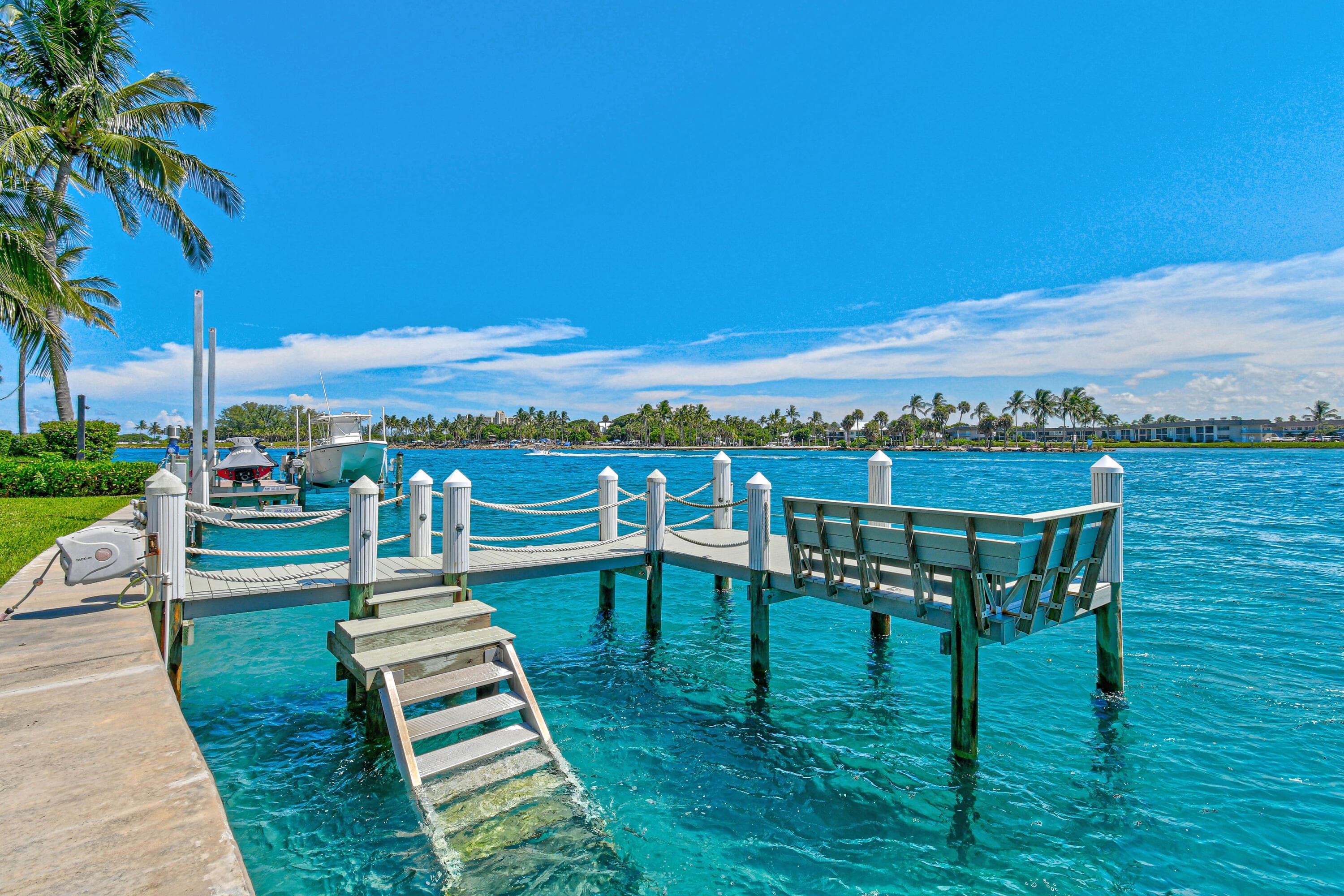 87 Lighthouse Drive, Jupiter Inlet Colony, FL 33469 — photo 17 of 33