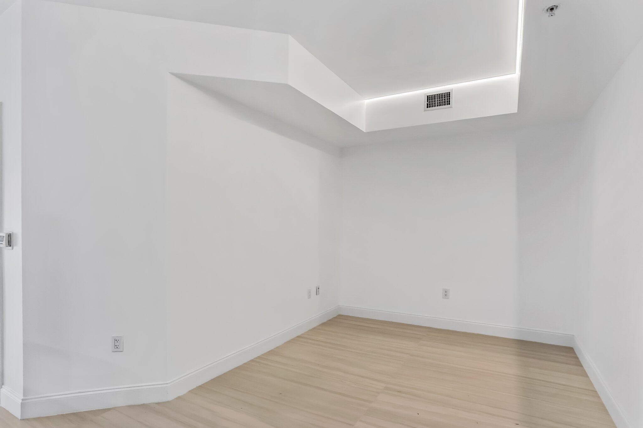 250 NE 3rd Avenue 1414, Delray Beach, FL 33444 — photo 11 of 37