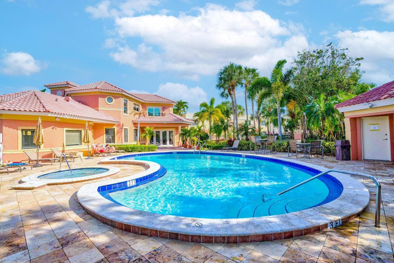 300 Uno Lago Drive 101, Juno Beach, FL 33408 — photo 45 of 48