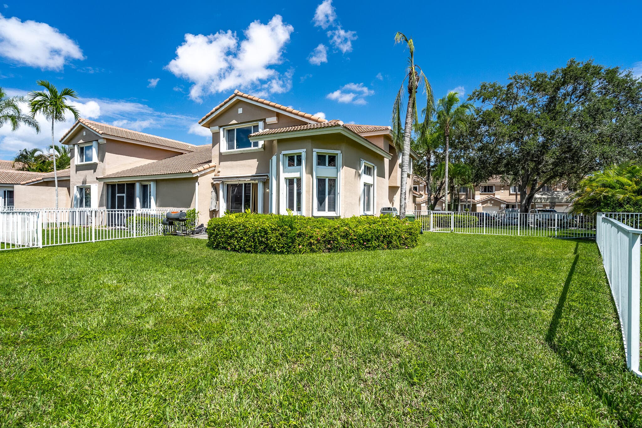 15822 SW 10th Street, Pembroke Pines, FL 33027 — photo 30 of 38