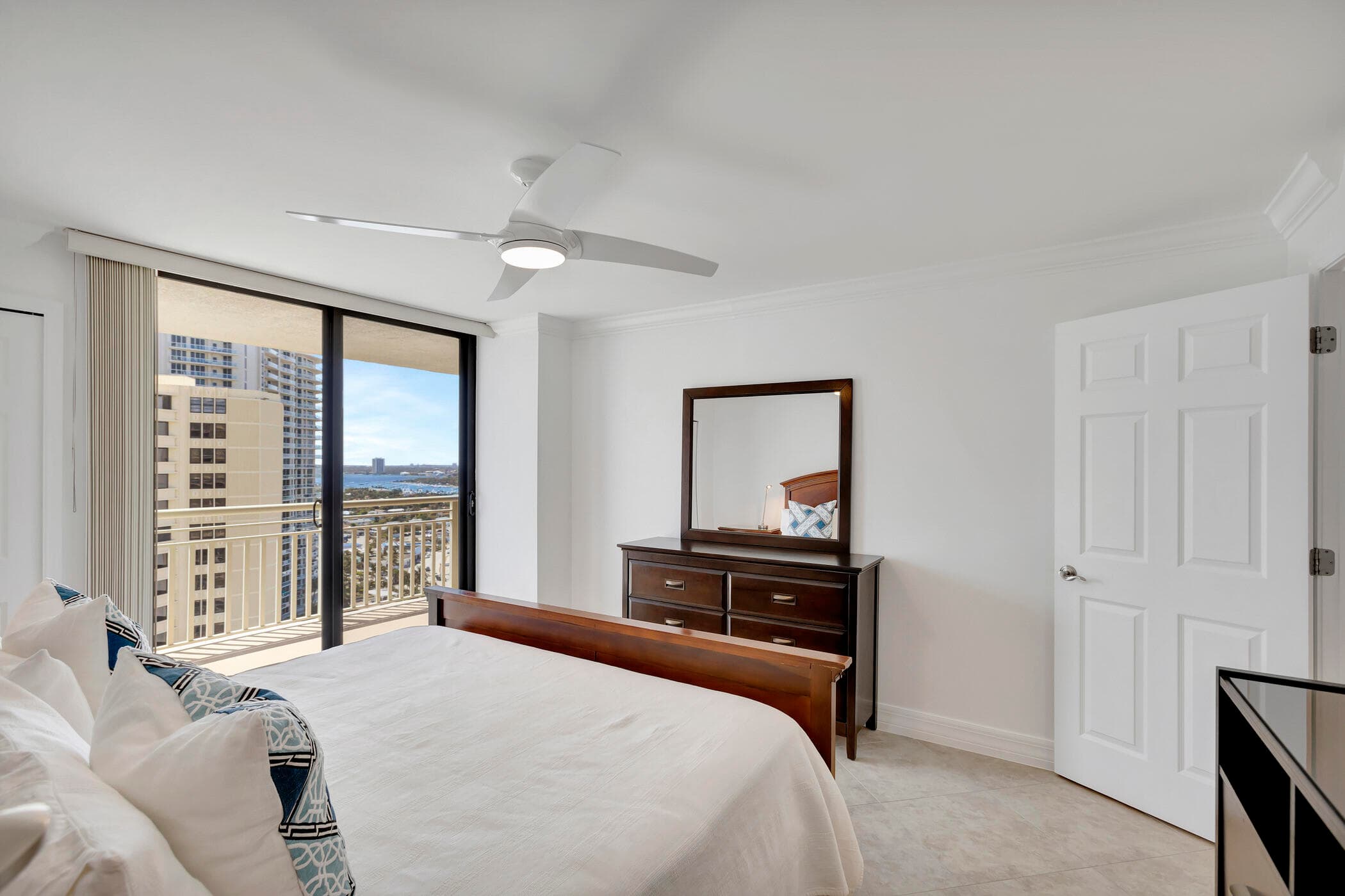 3000 N Ocean Drive 22 G, Singer Island, FL 33404 — photo 14 of 57