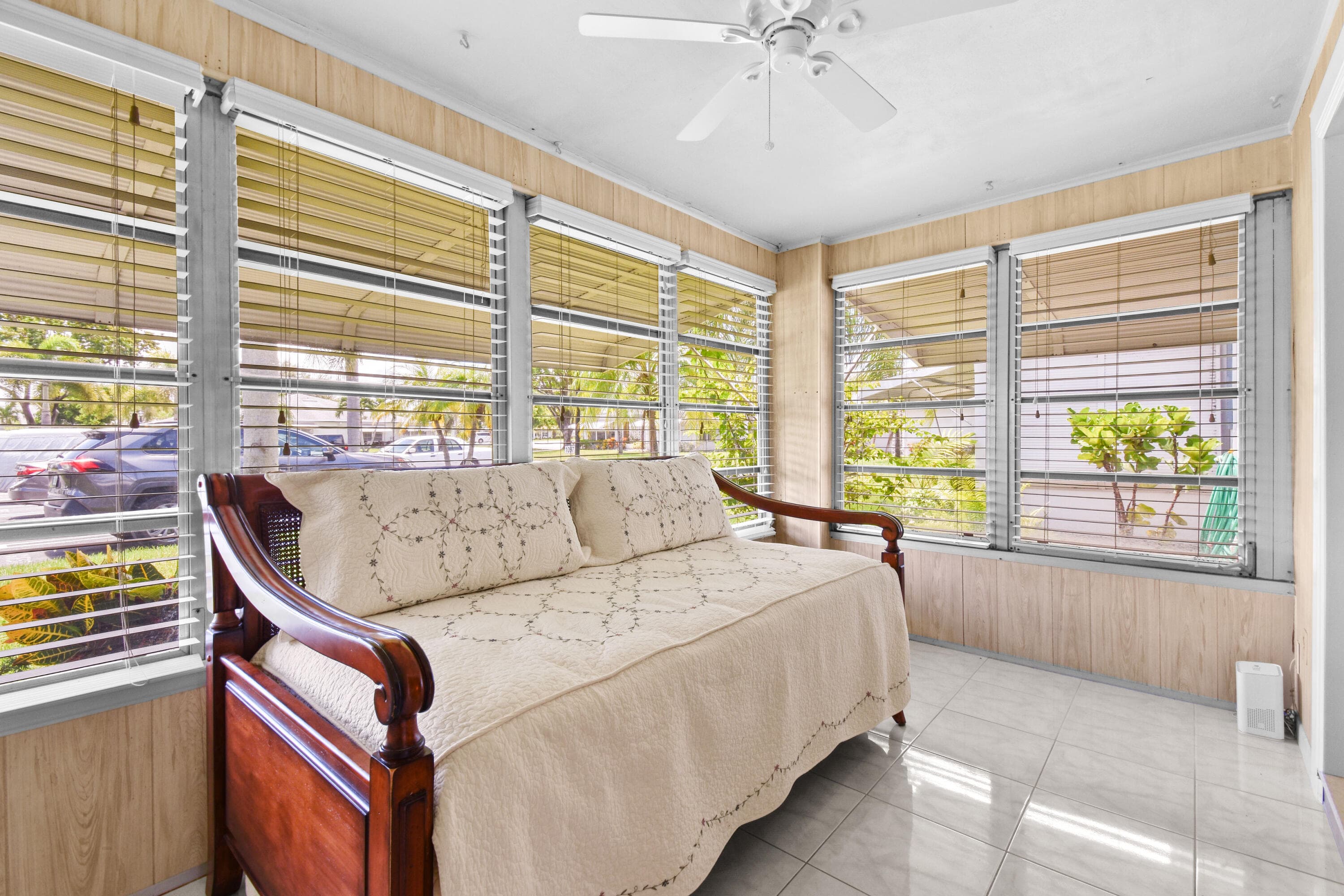 1097 Circle Terrace W C, Delray Beach, FL 33445 — photo 9 of 36